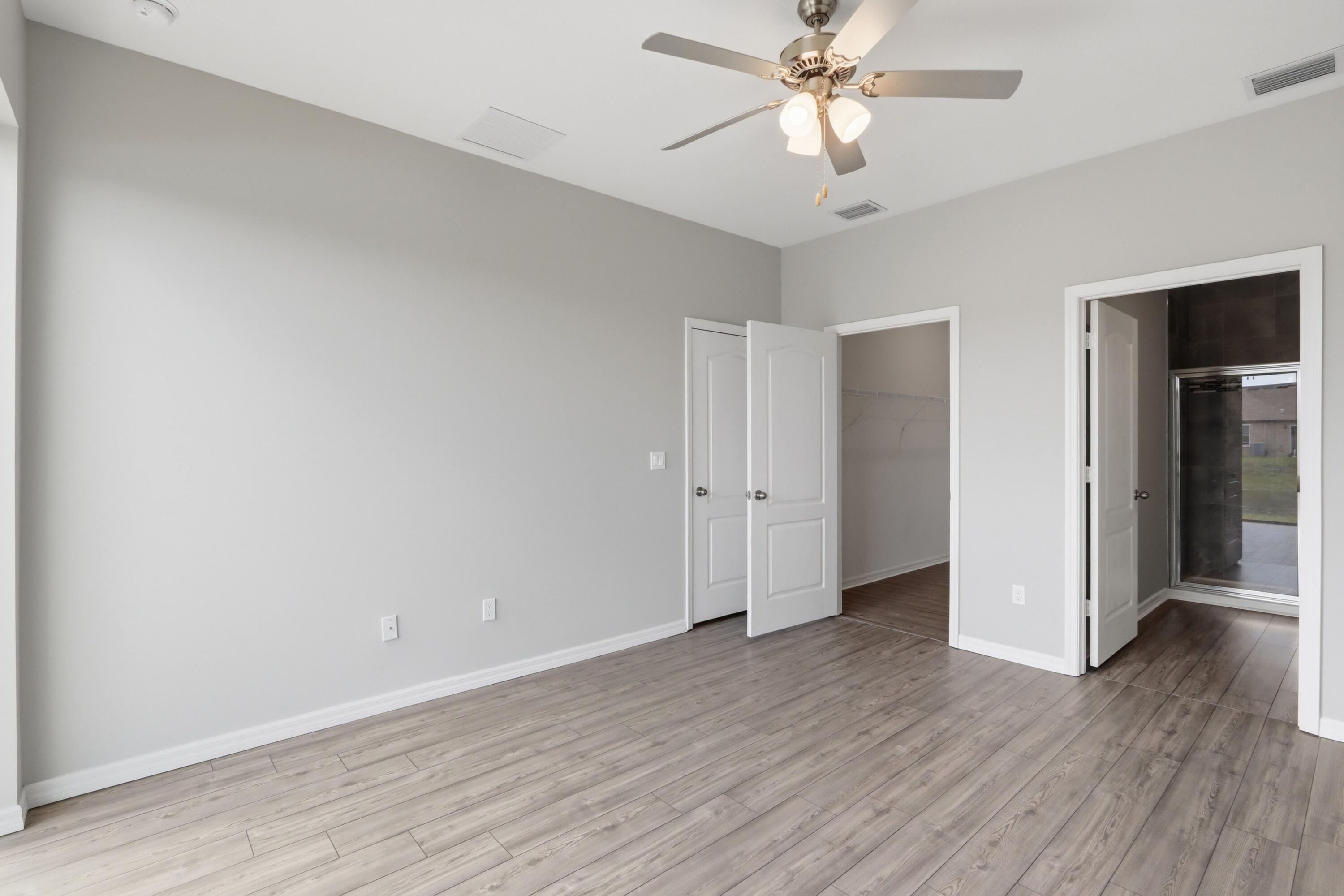 CELEBRATION POINTE - Residential