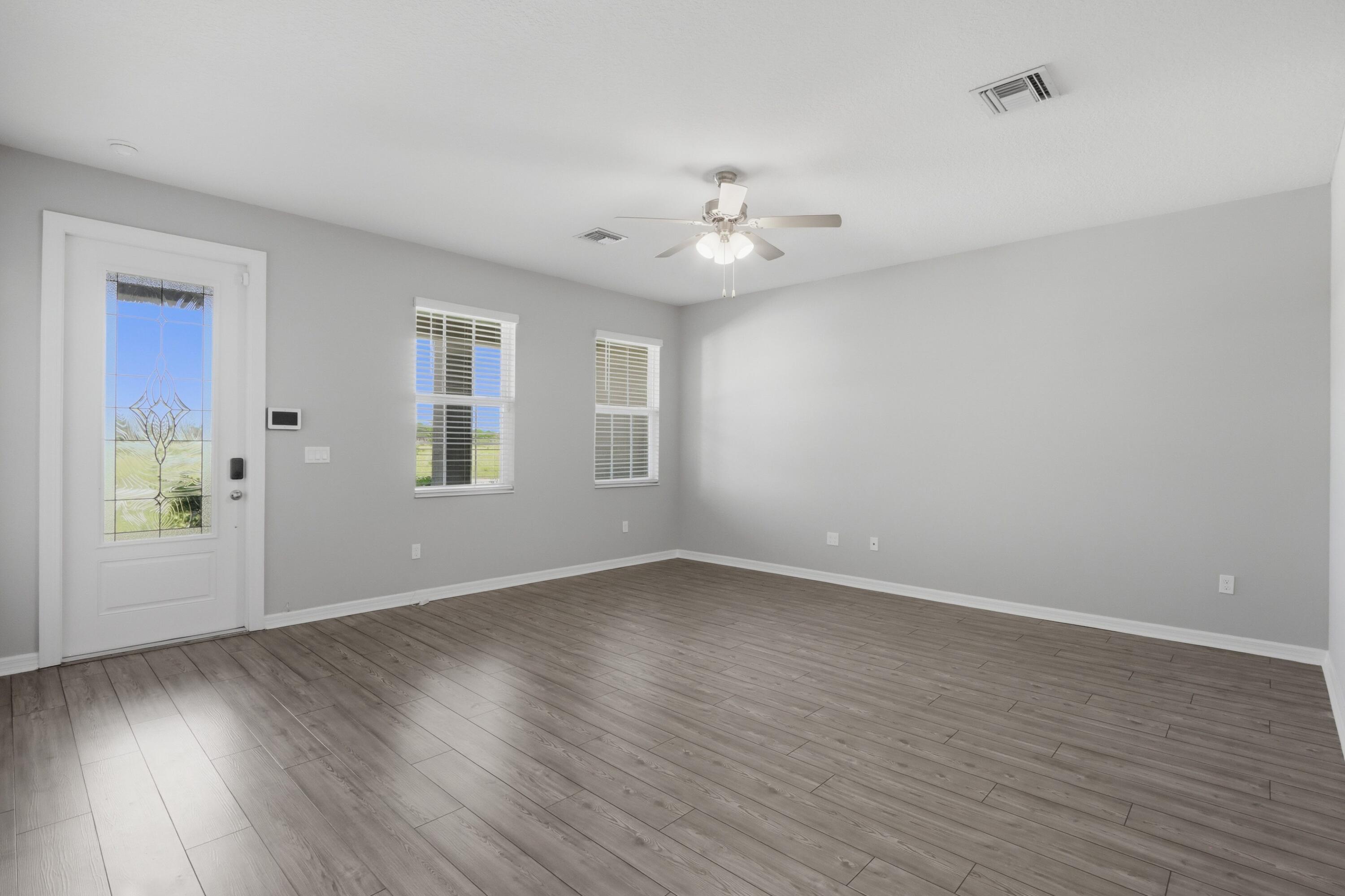 CELEBRATION POINTE - Residential