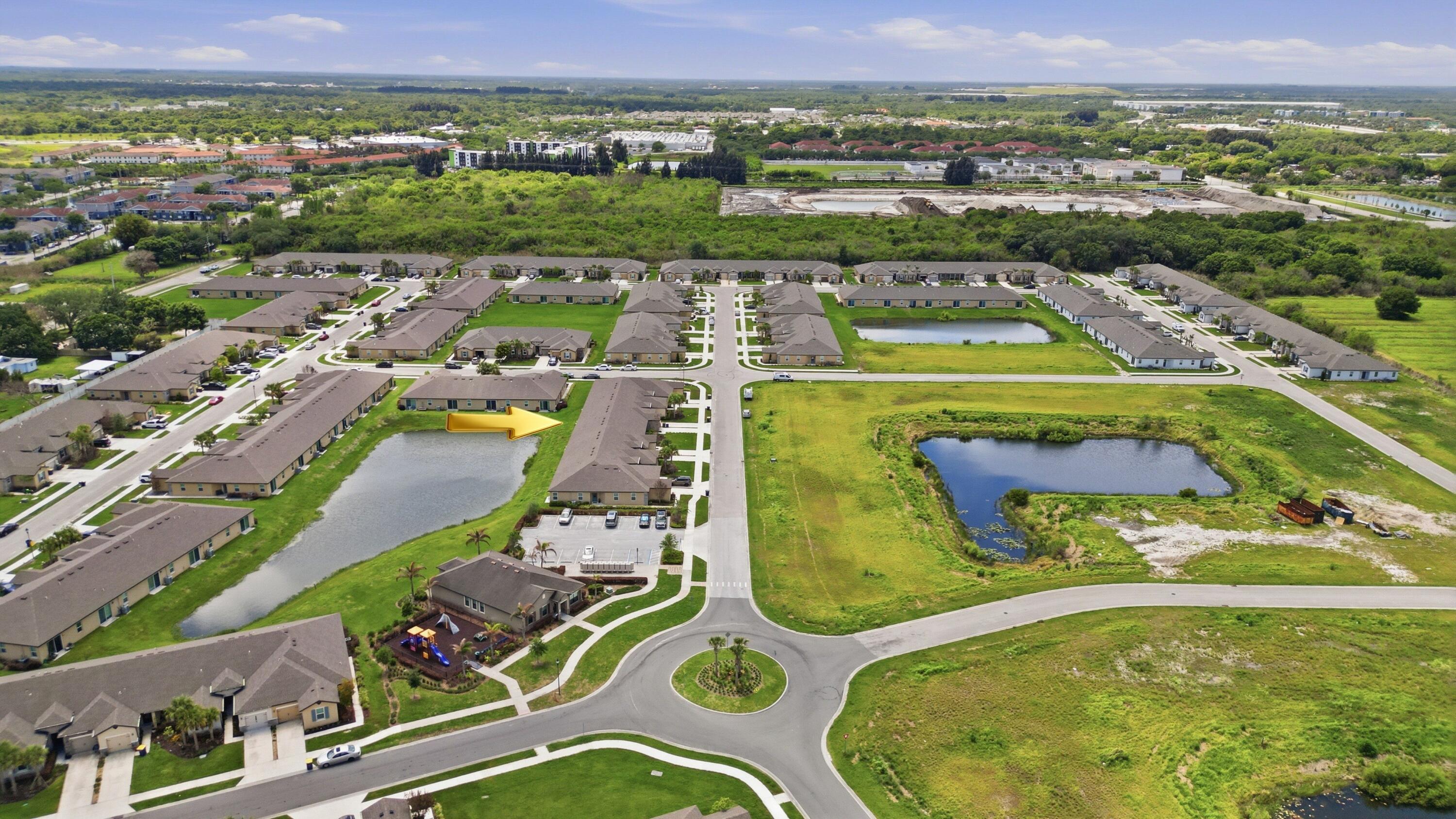 CELEBRATION POINTE - Residential