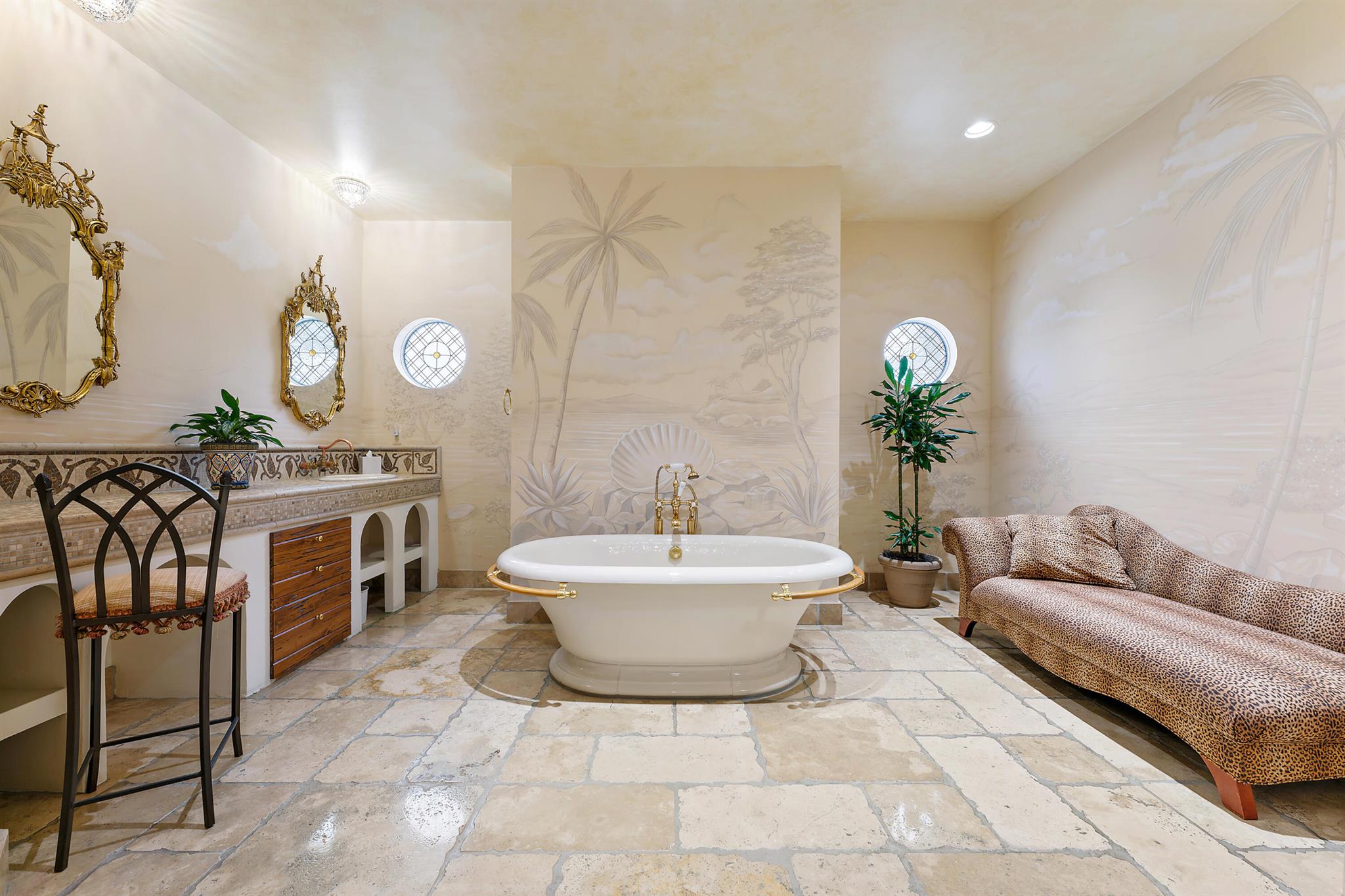 COMMODORES POCKET - Residential