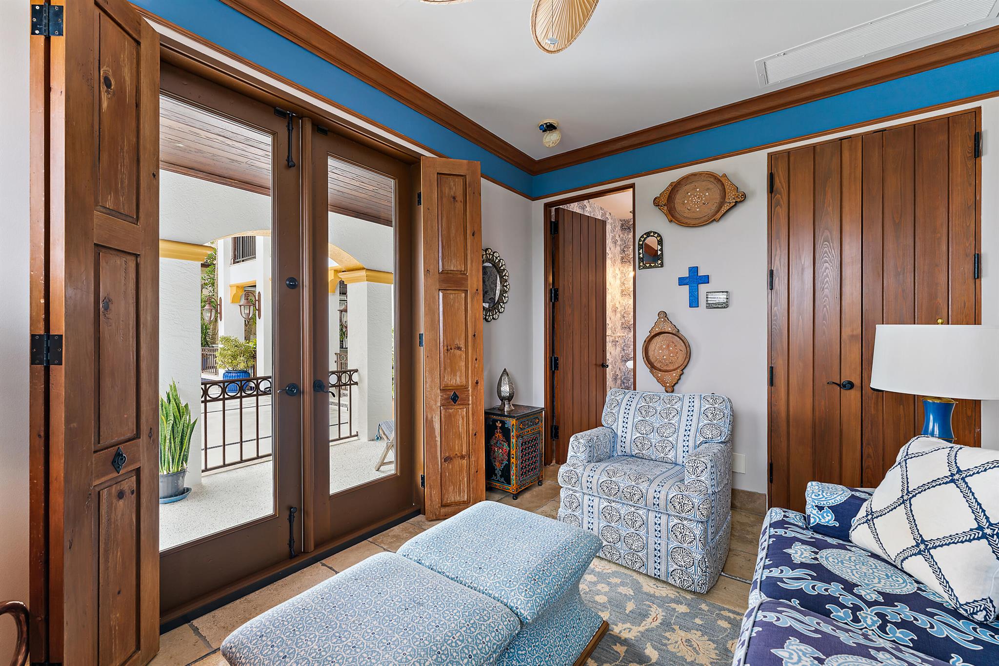 COMMODORES POCKET - Residential