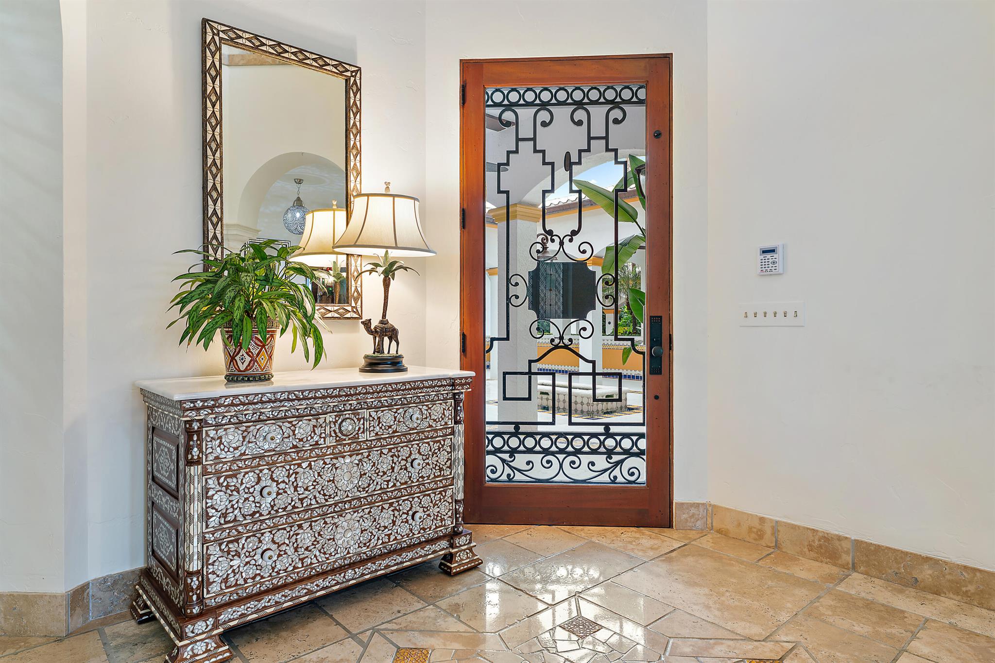 COMMODORES POCKET - Residential