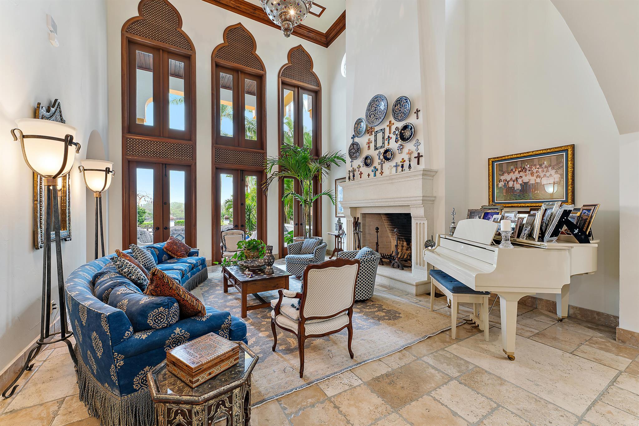 COMMODORES POCKET - Residential