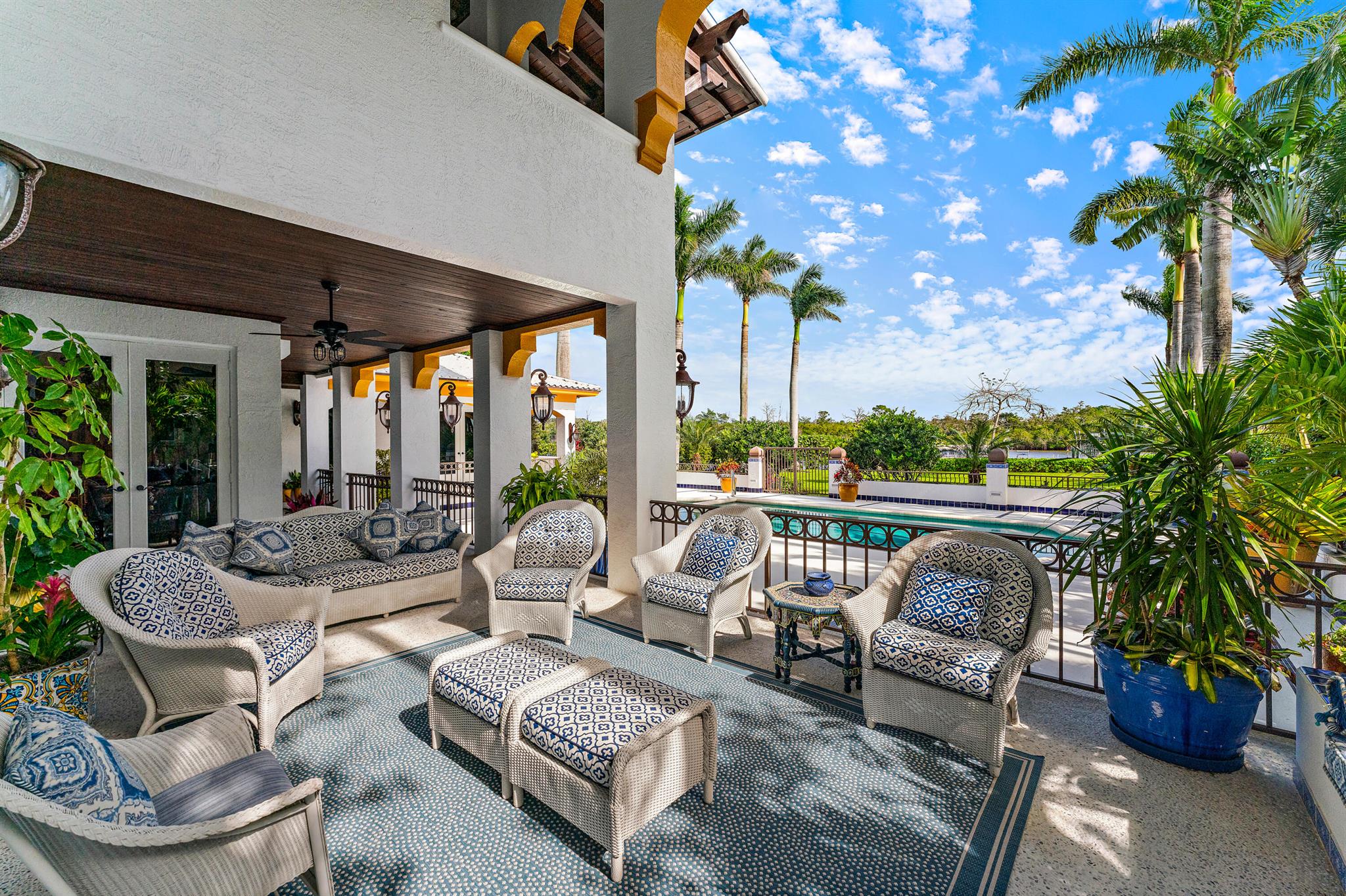 COMMODORES POCKET - Residential
