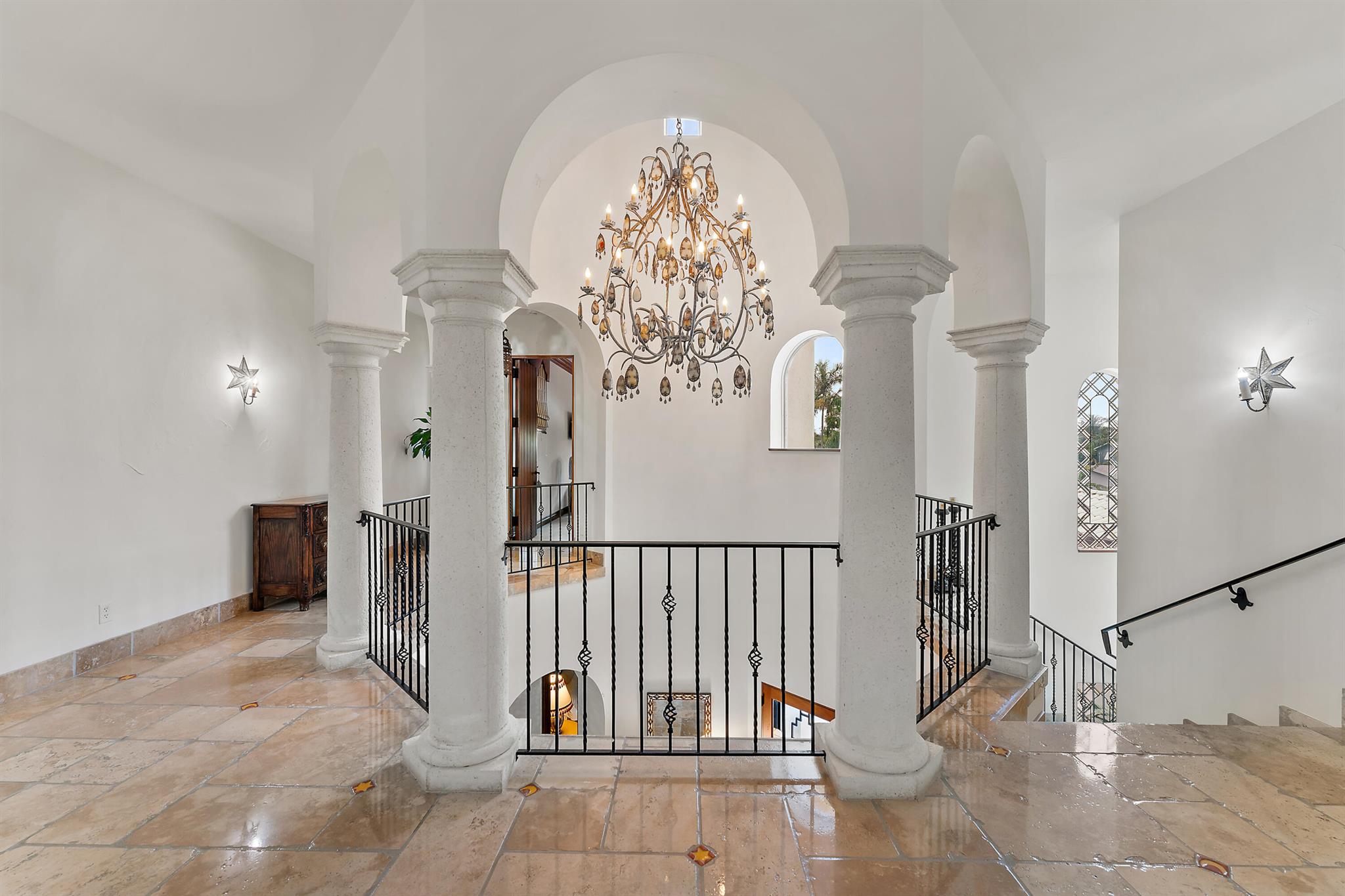 COMMODORES POCKET - Residential