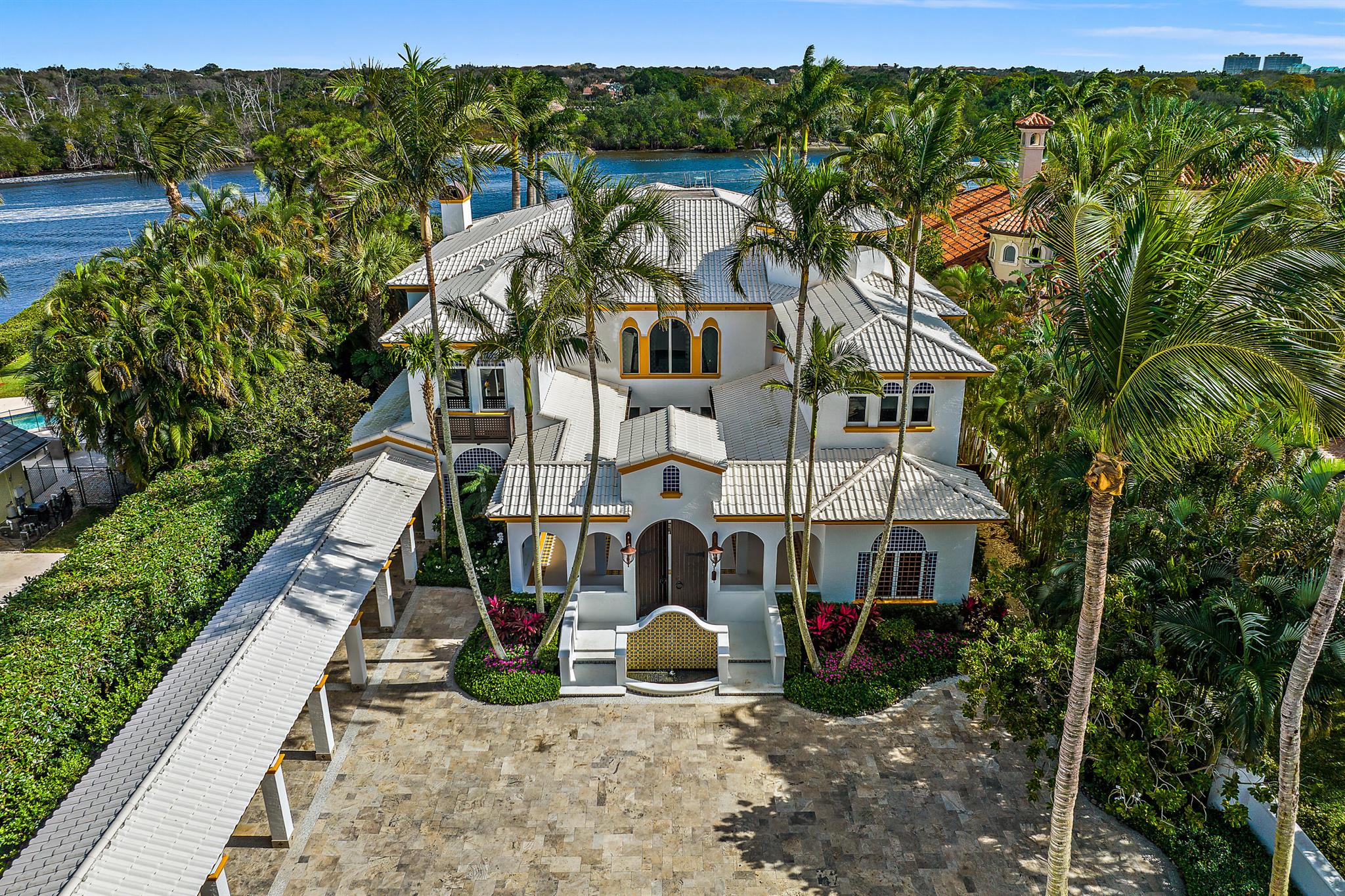 COMMODORES POCKET - Residential