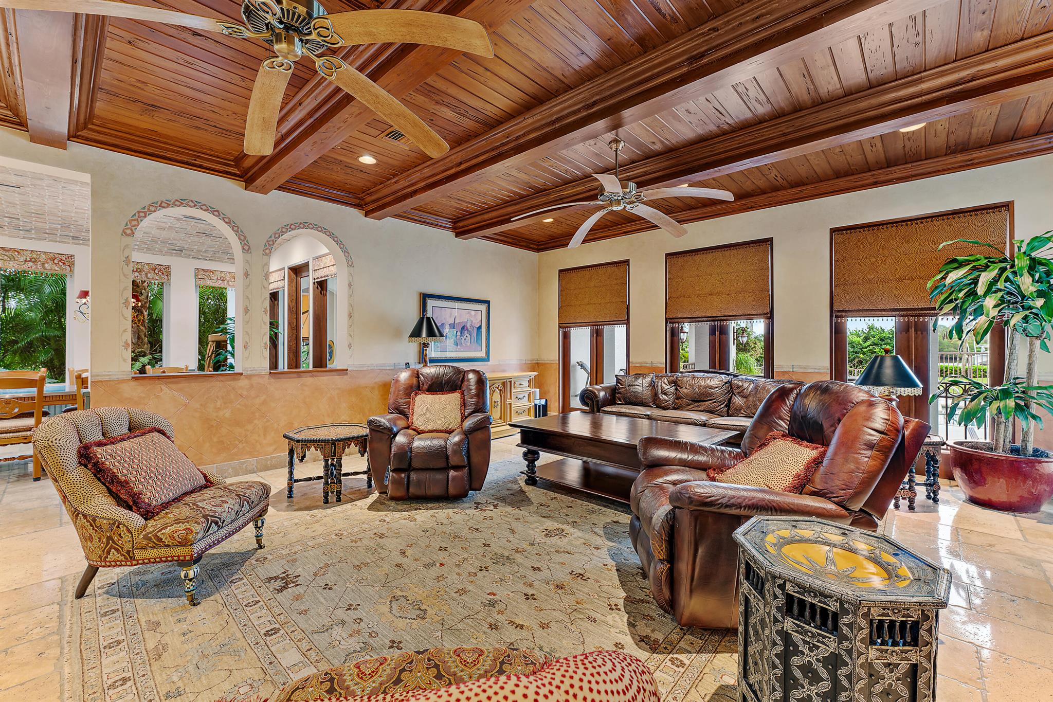 COMMODORES POCKET - Residential