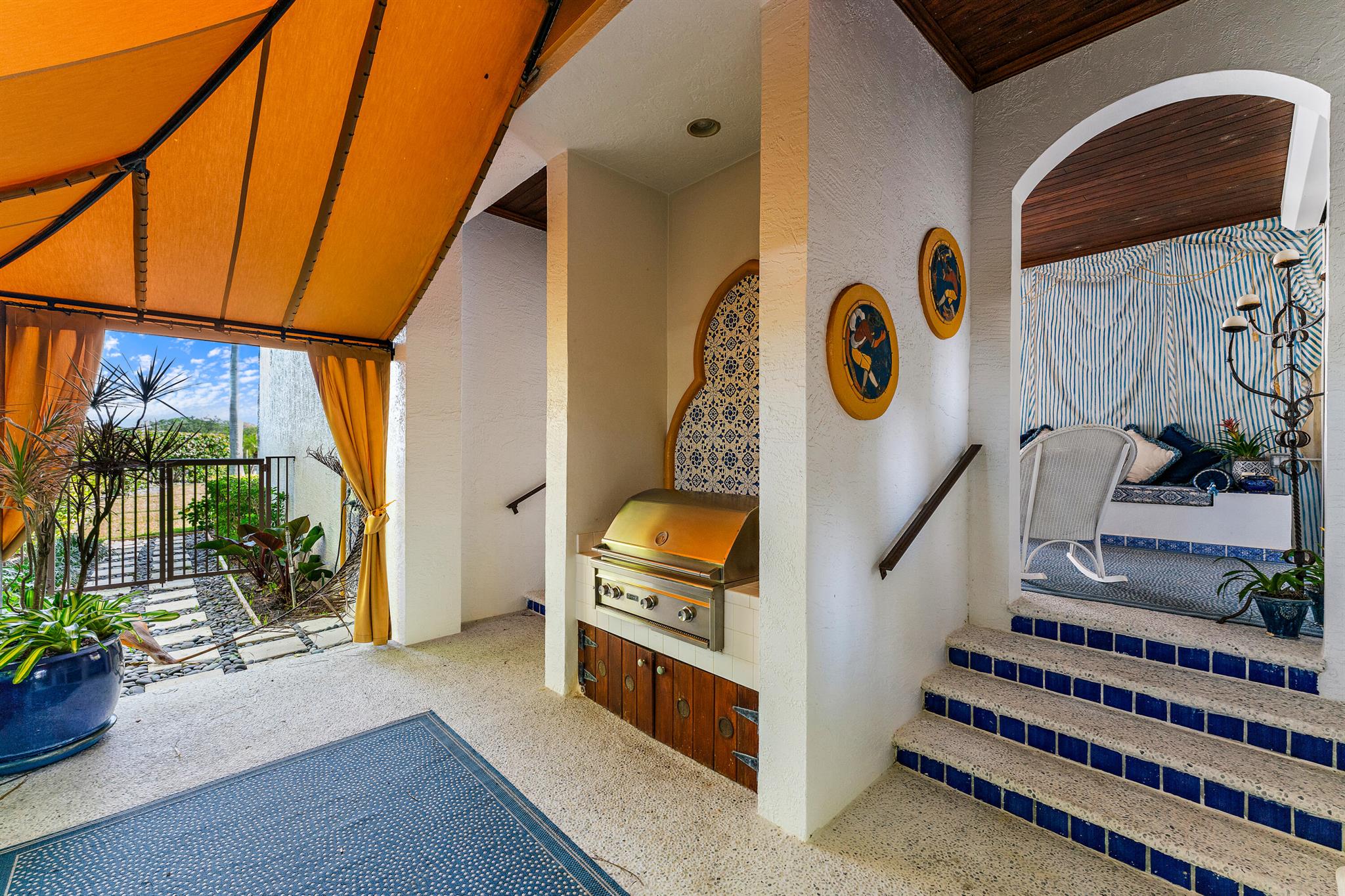 COMMODORES POCKET - Residential