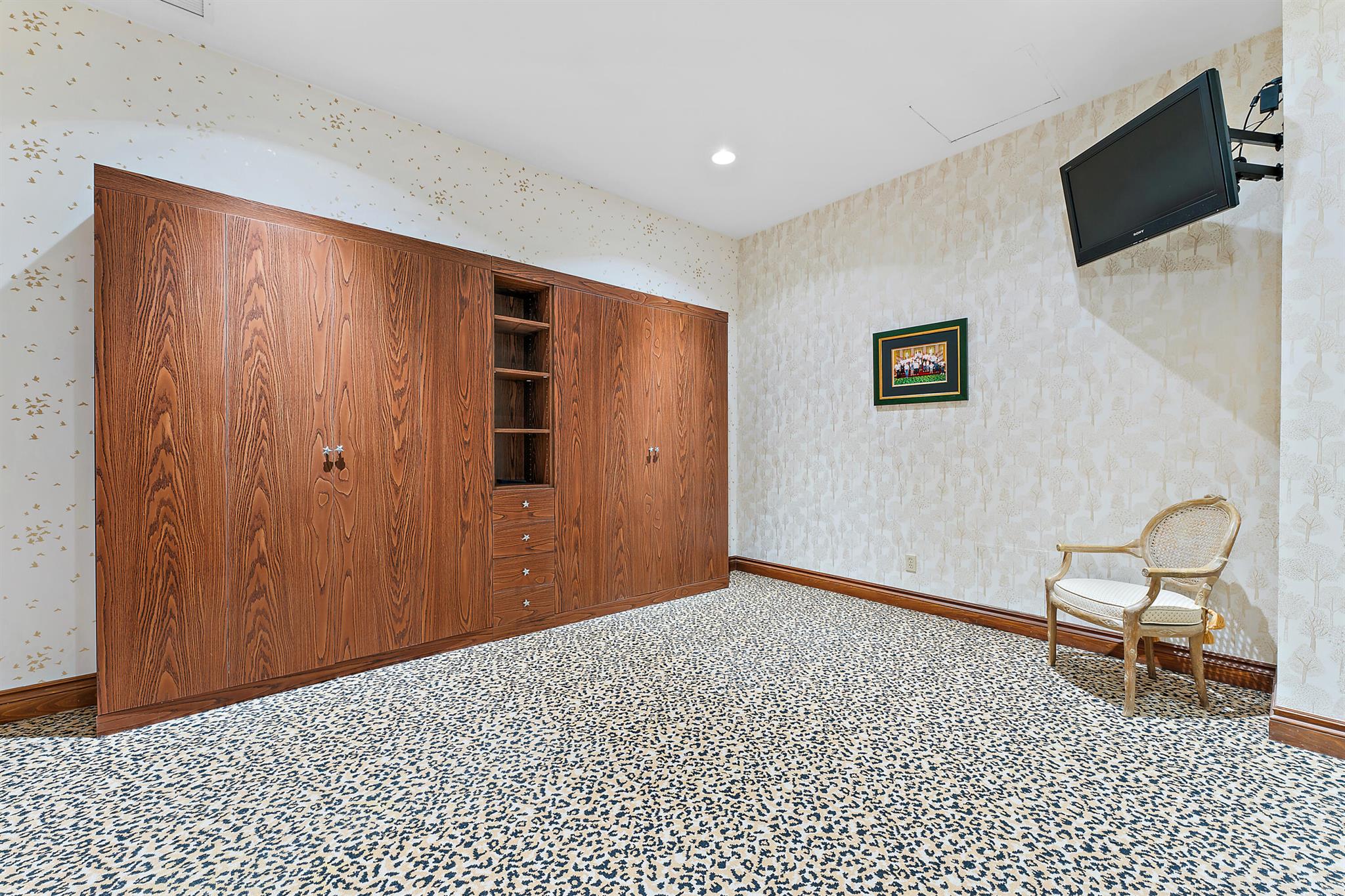 COMMODORES POCKET - Residential