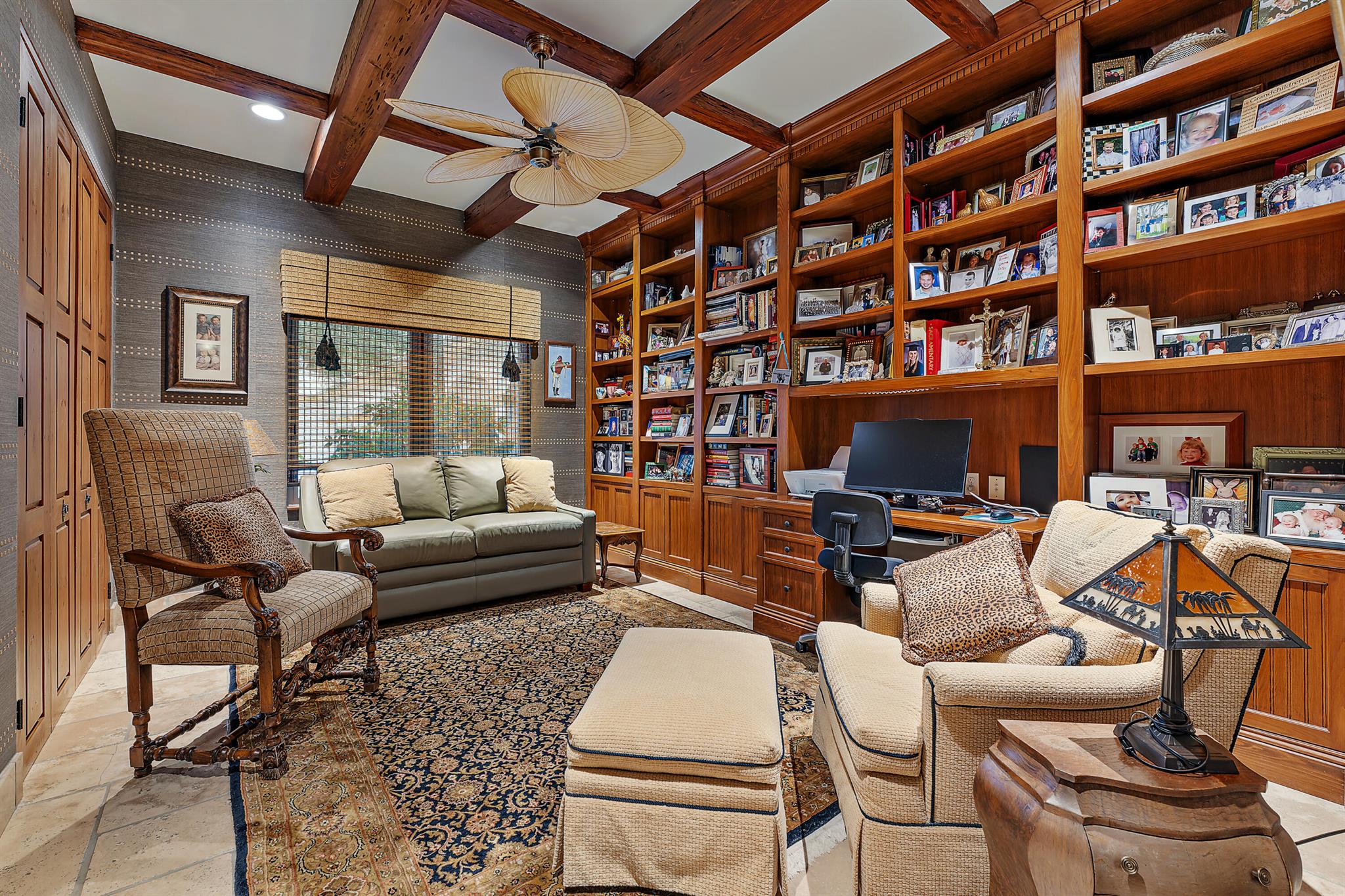 COMMODORES POCKET - Residential