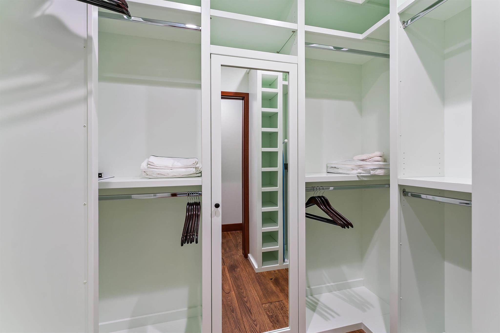 COMMODORES POCKET - Residential