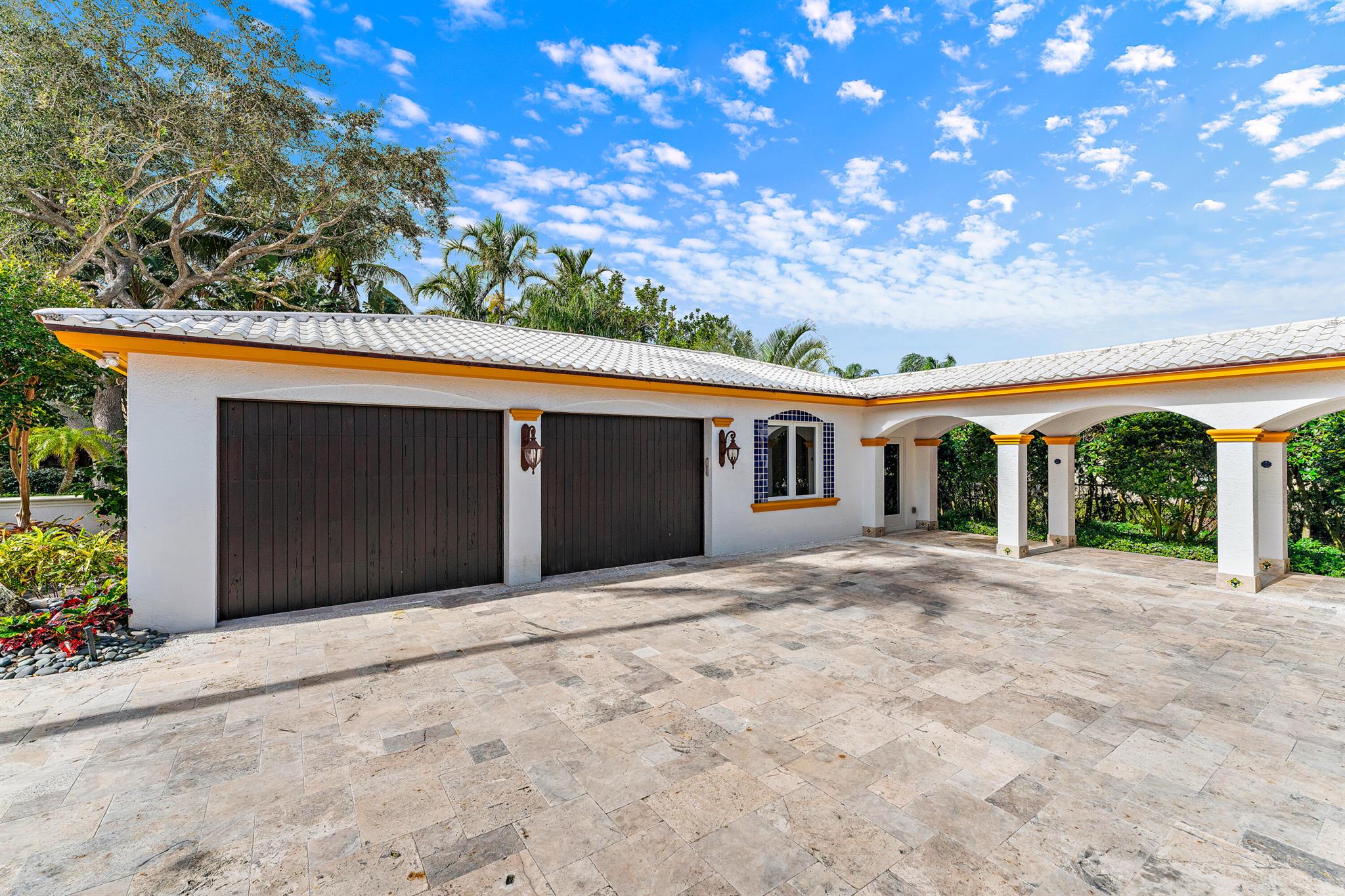 COMMODORES POCKET - Residential