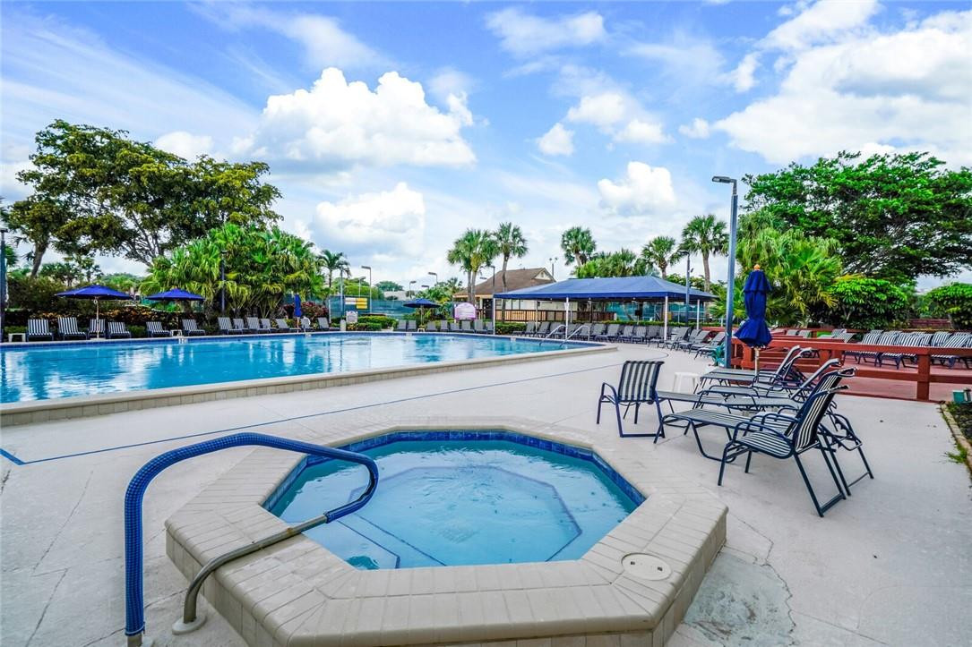 Banyan Springs - Residential