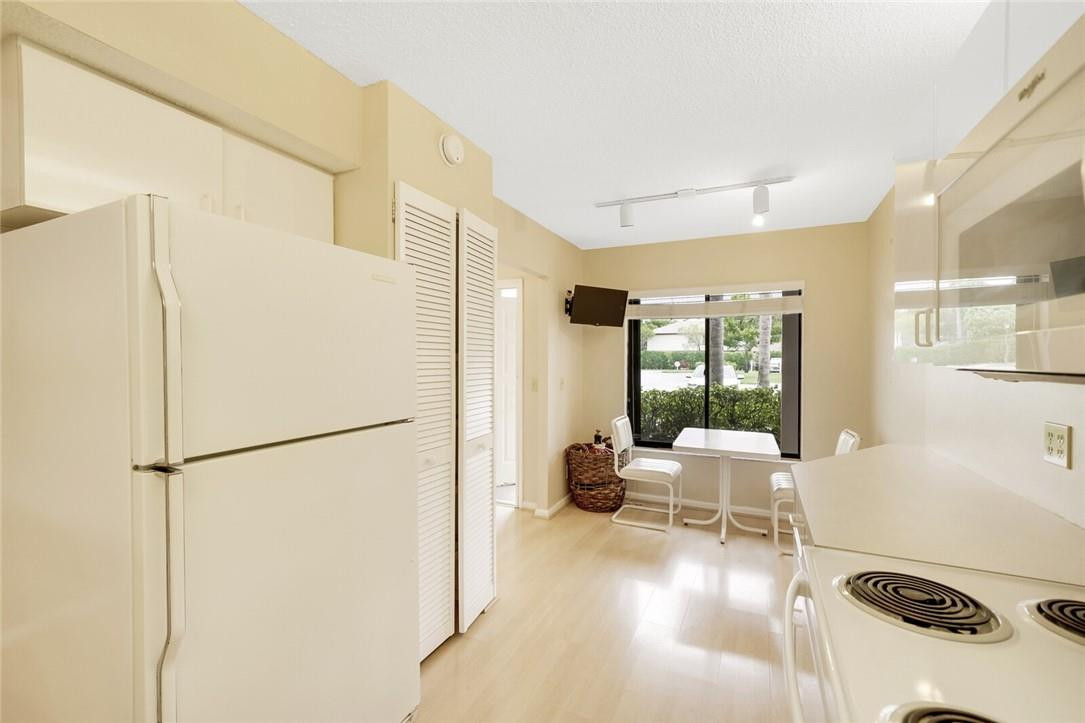 Banyan Springs - Residential