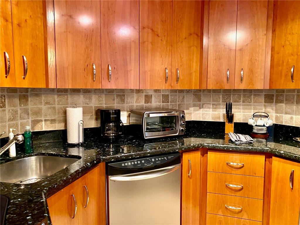 OCEAN MANOR RESORT - Residential