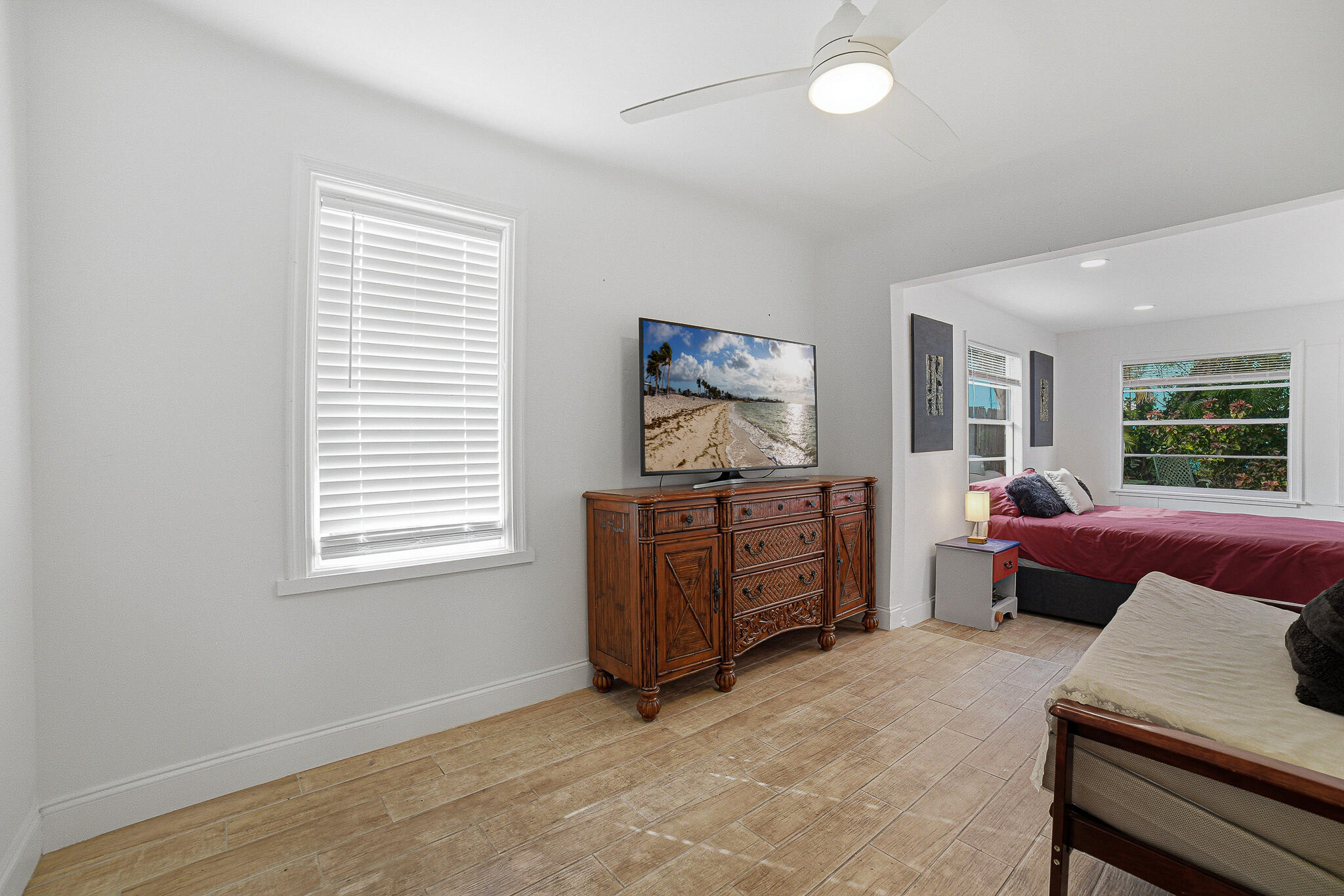 NORTH LAKE WORTH - Residential