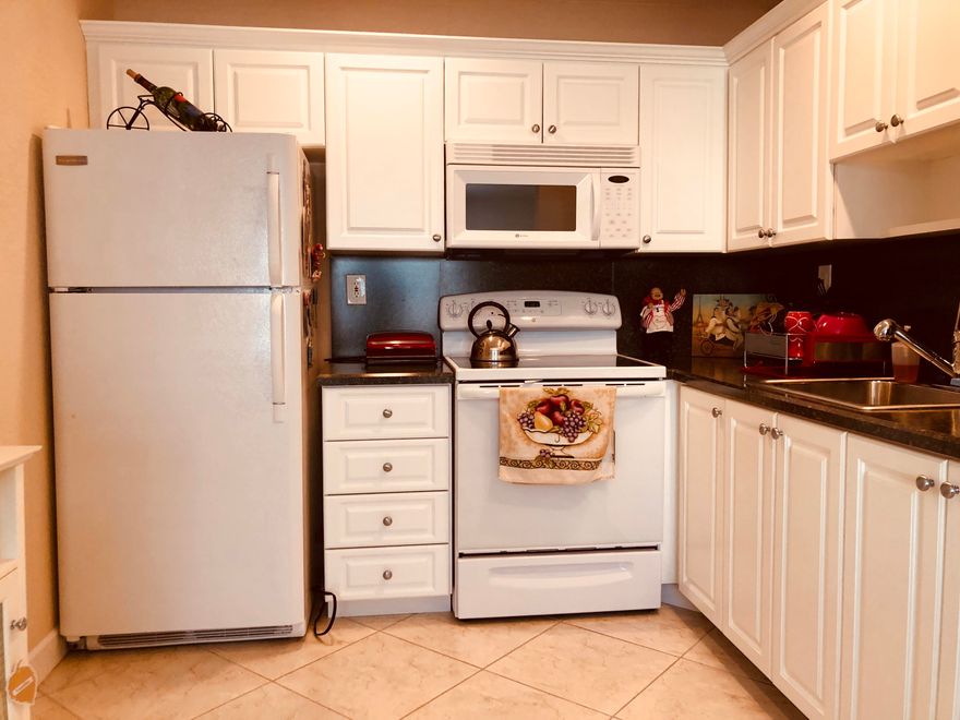 Sellers very motivated  Bring all offers...Don't go through another Cold Winter...Move in Condition! Very well maintained apartment. Tile flooring throughout except bedroom. Come and enjoy South Florida in an active Senior community Indoor/Outdoor Swimming Pools, Tennis Courts,  Golf Courses, & Multi-Million Dollar Clubhouse. Just a short drive to beach and beautiful Downtown Delray