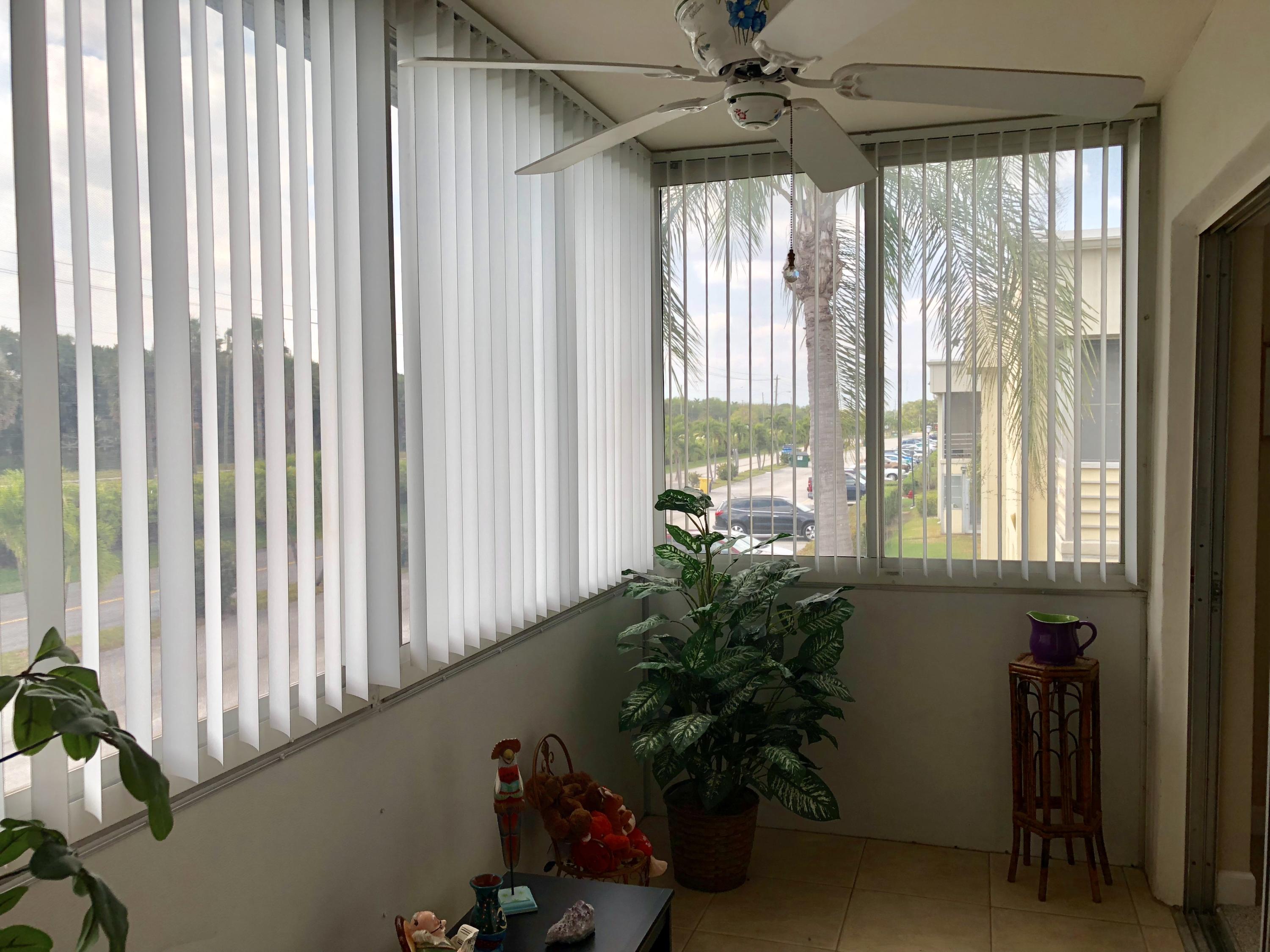 KINGS POINT CAPRI CONDOS - Residential