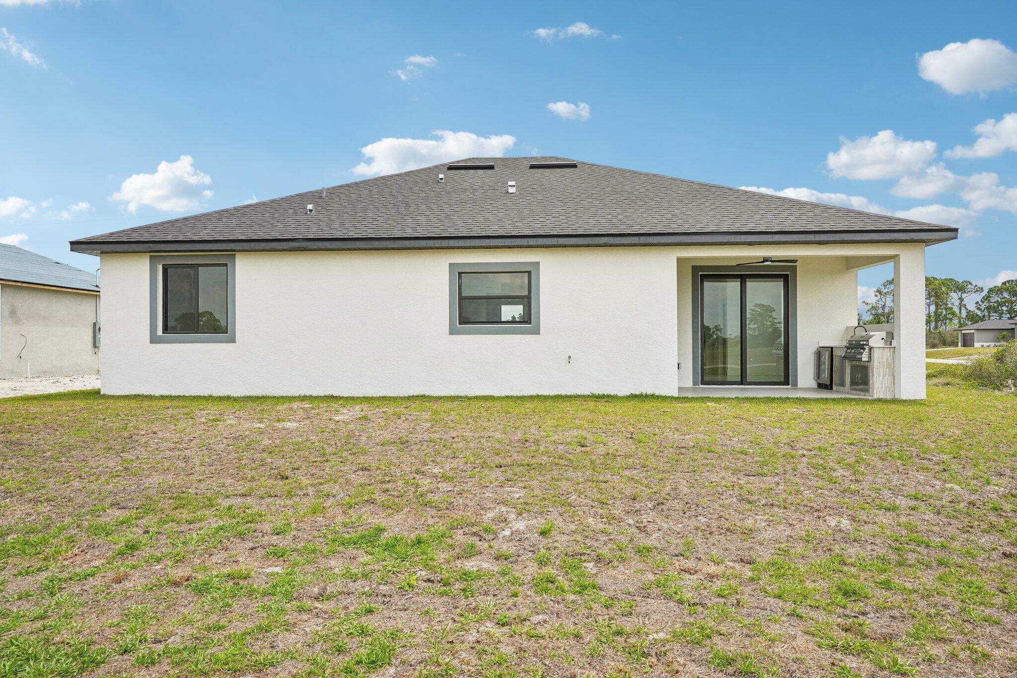 PORT LABELLE UNIT 8 - Residential