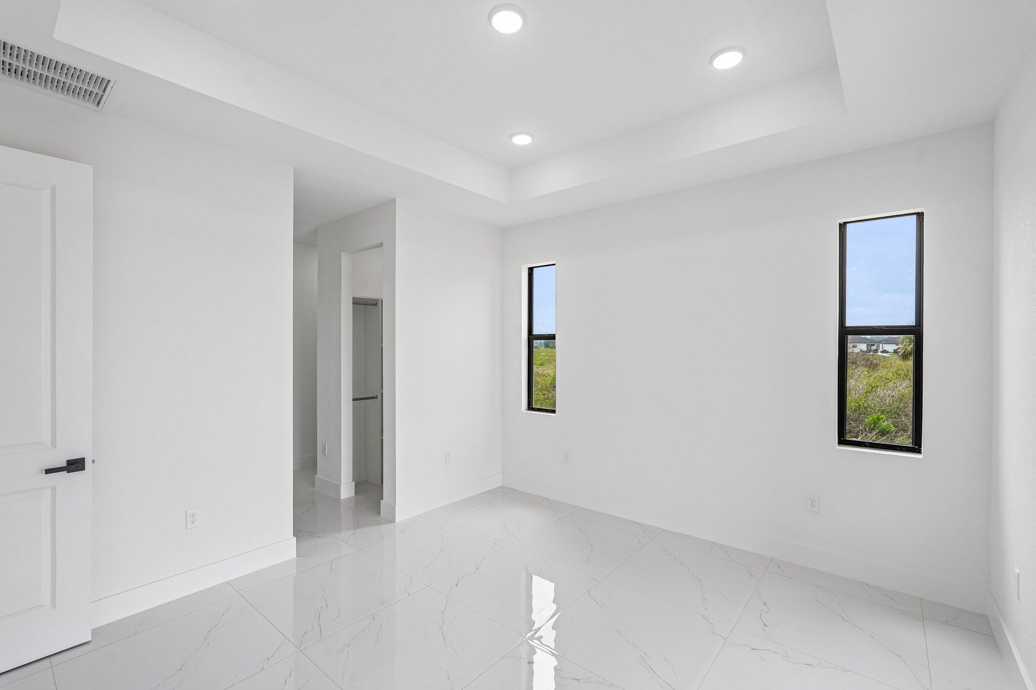 PORT LABELLE UNIT 8 - Residential