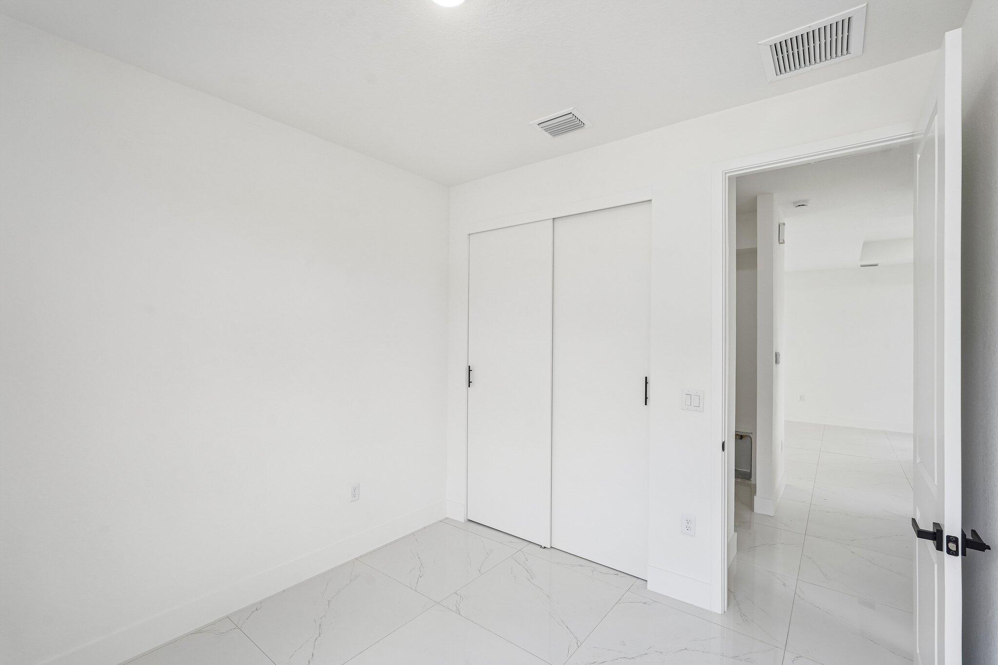 PORT LABELLE UNIT 8 - Residential