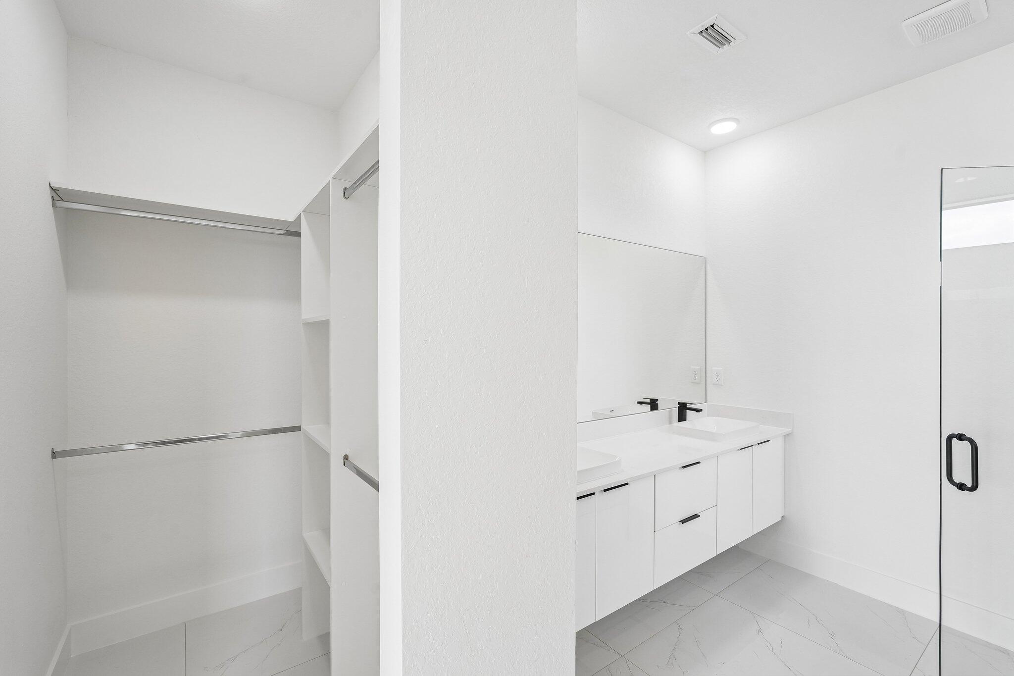 PORT LABELLE UNIT 8 - Residential