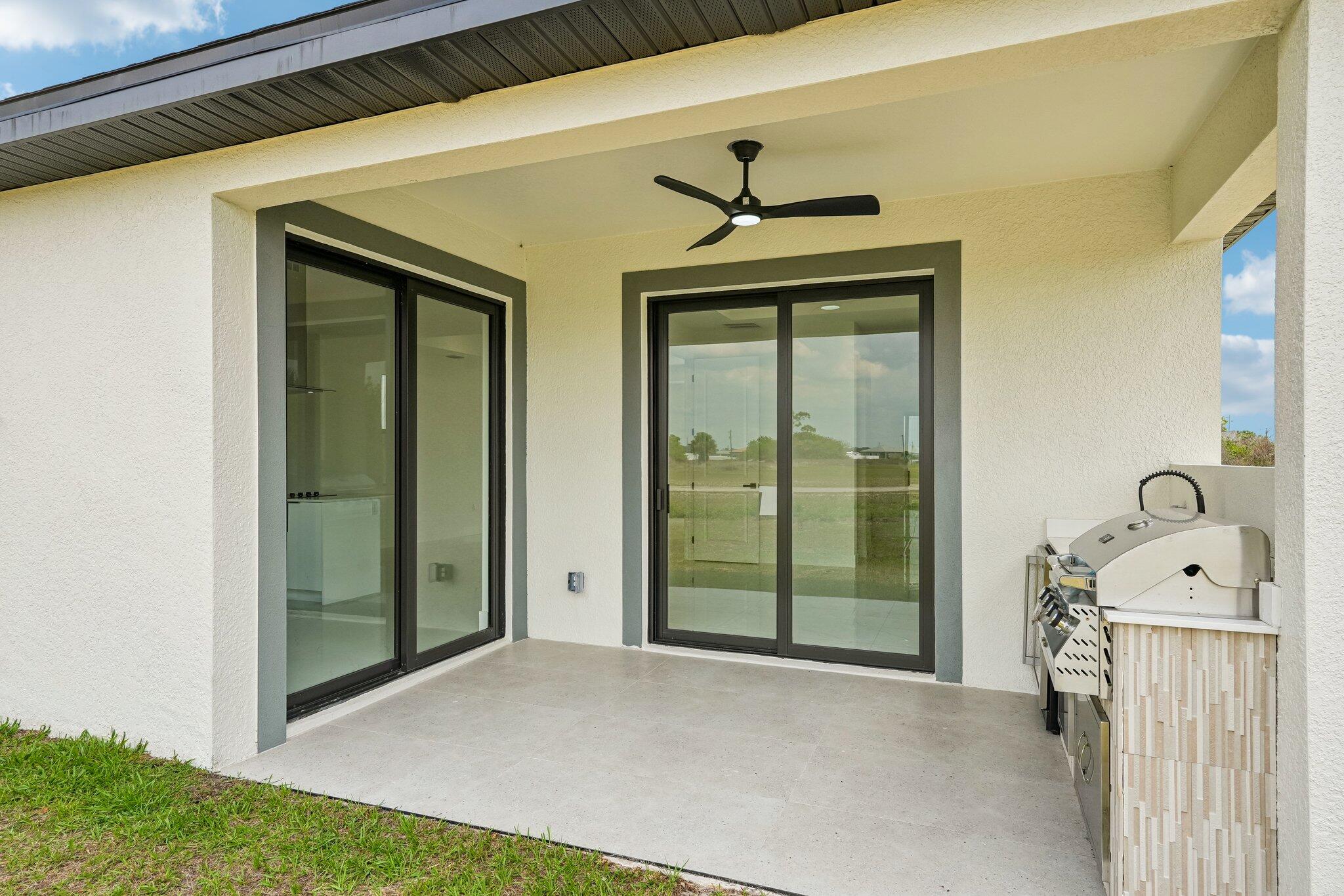 PORT LABELLE UNIT 8 - Residential