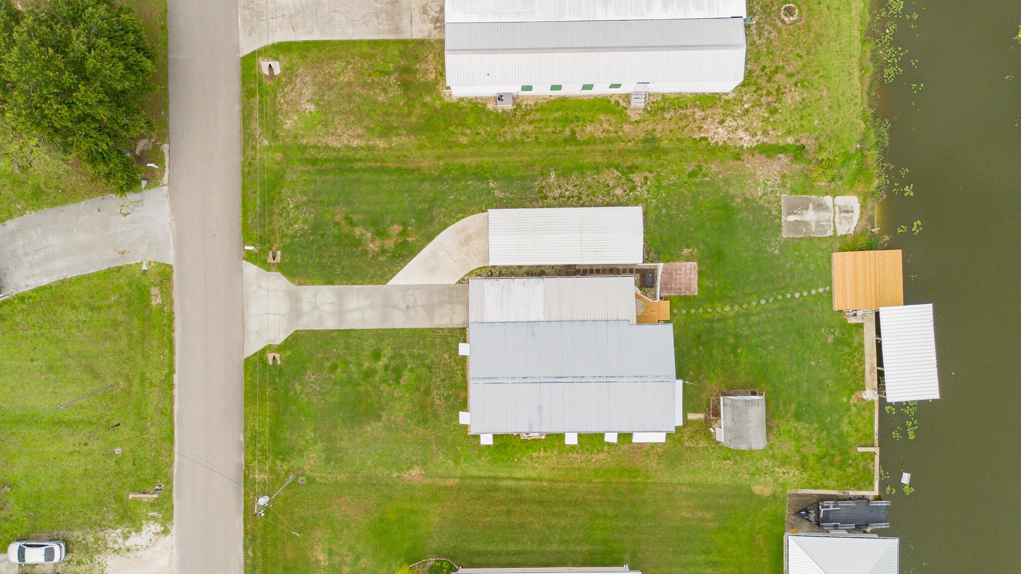 1379 Chobee Loop