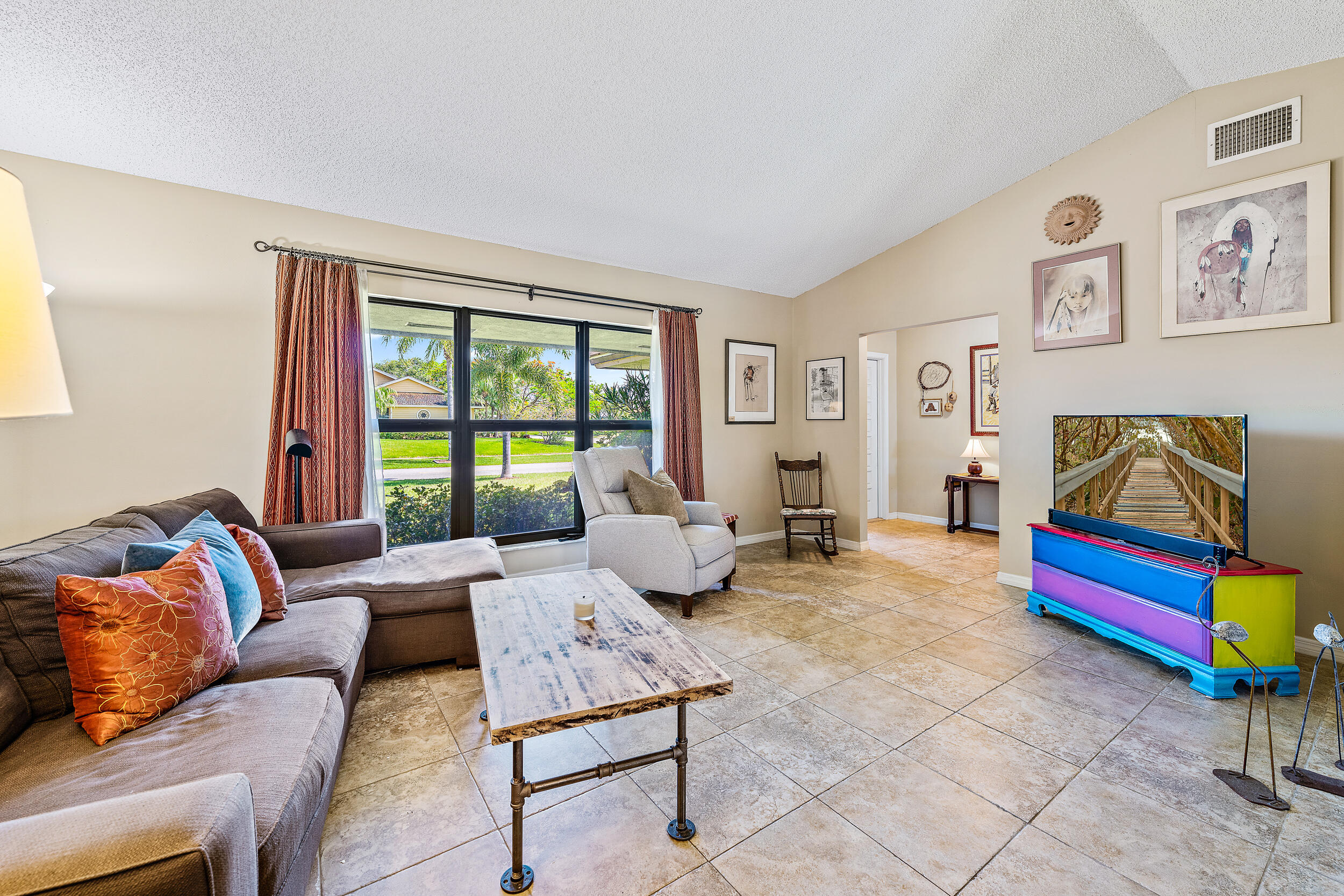 TEQUESTA PINES - Residential