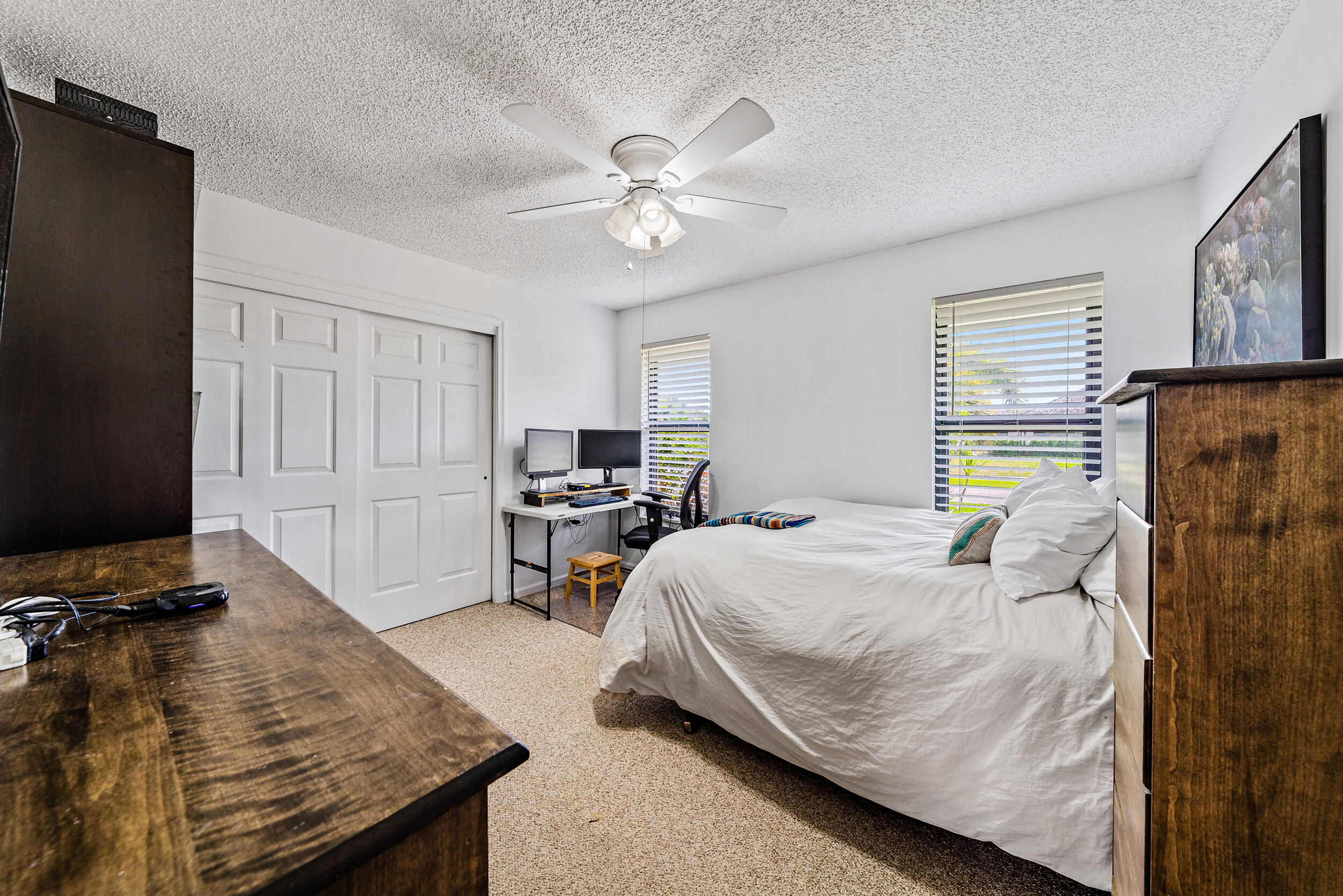 TEQUESTA PINES - Residential