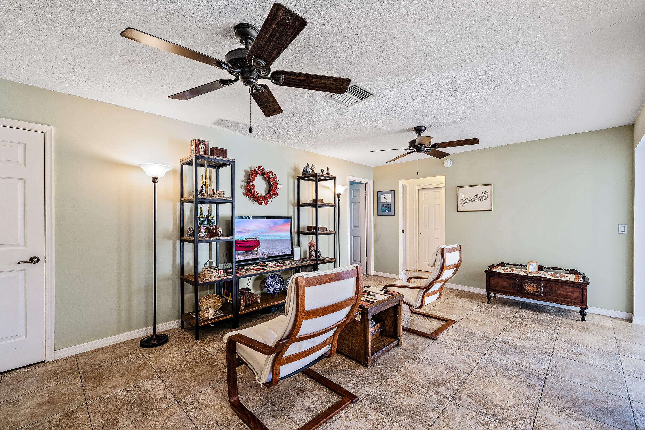 TEQUESTA PINES - Residential