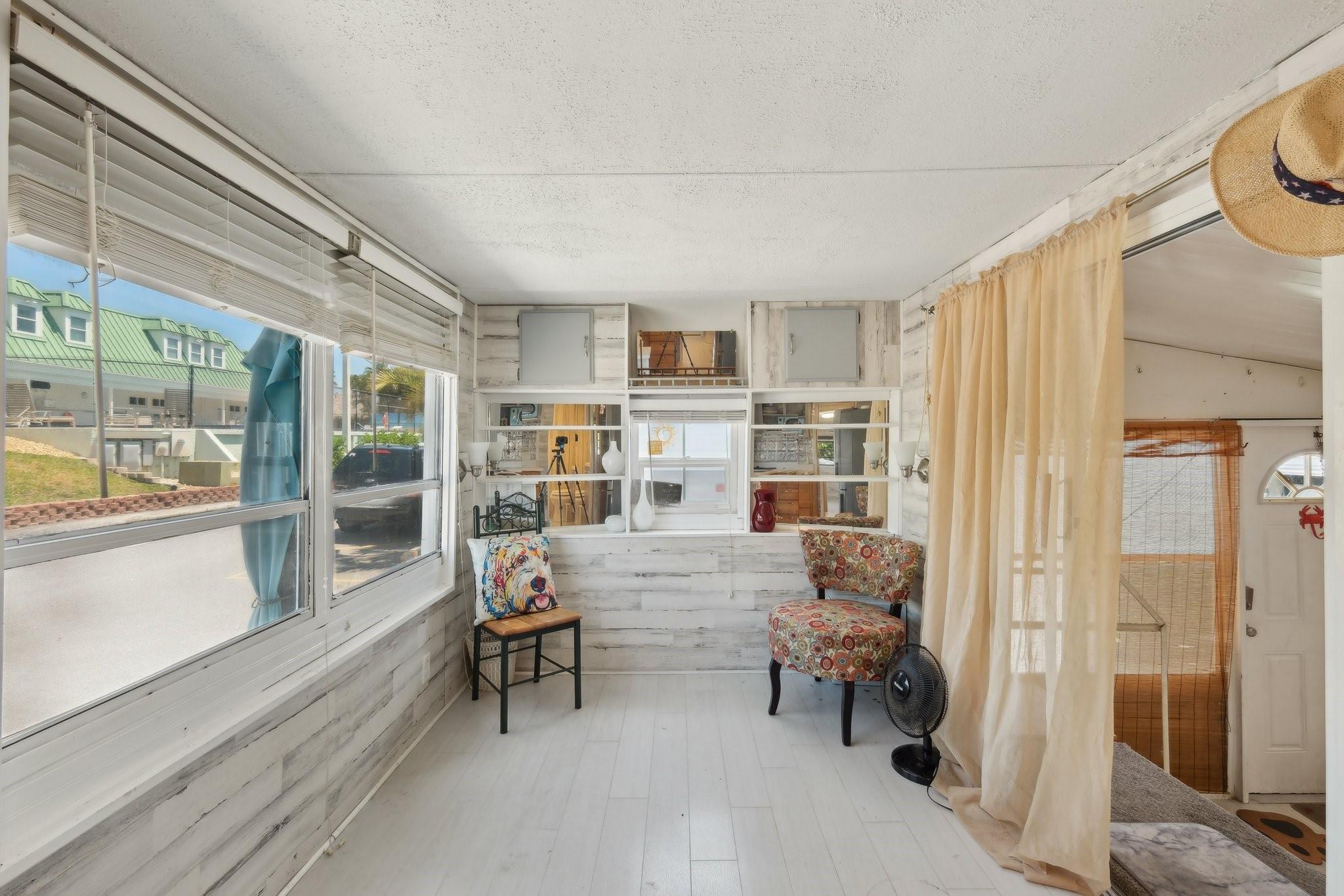 YOGI-BY-THE-SEA - Residential