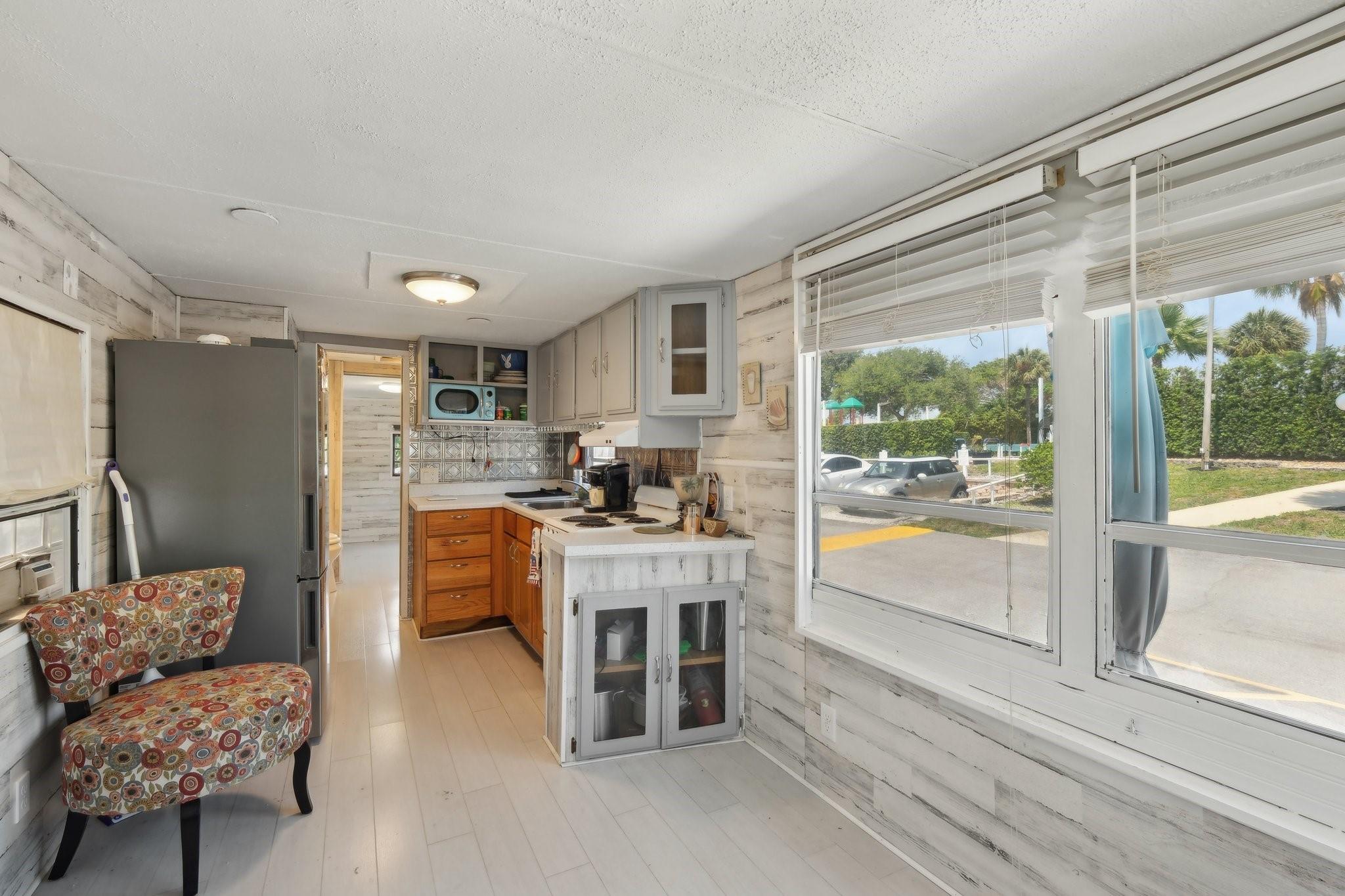 YOGI-BY-THE-SEA - Residential