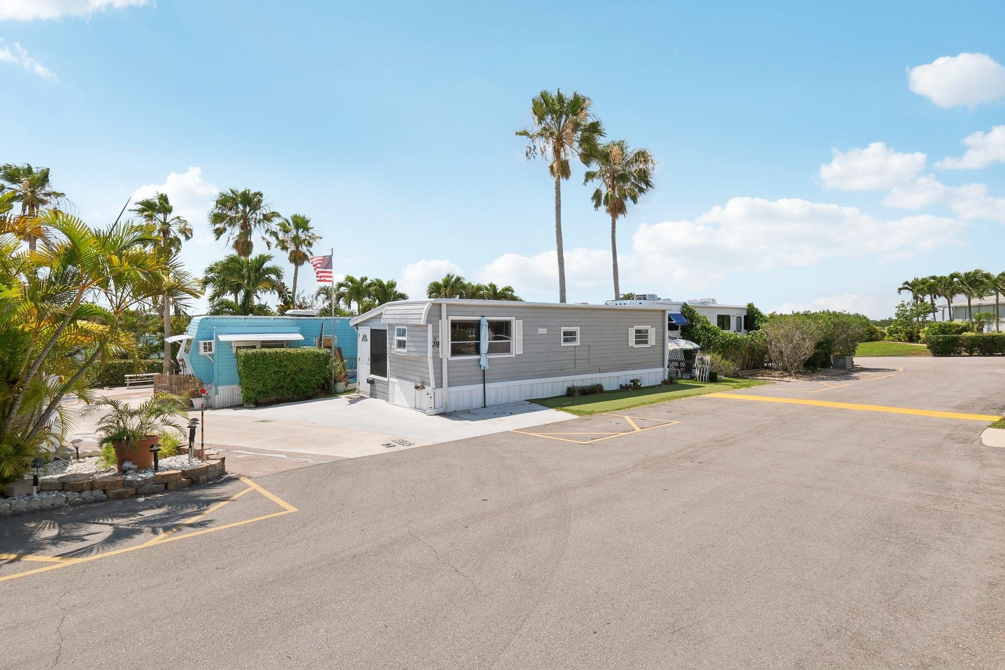 YOGI-BY-THE-SEA - Residential