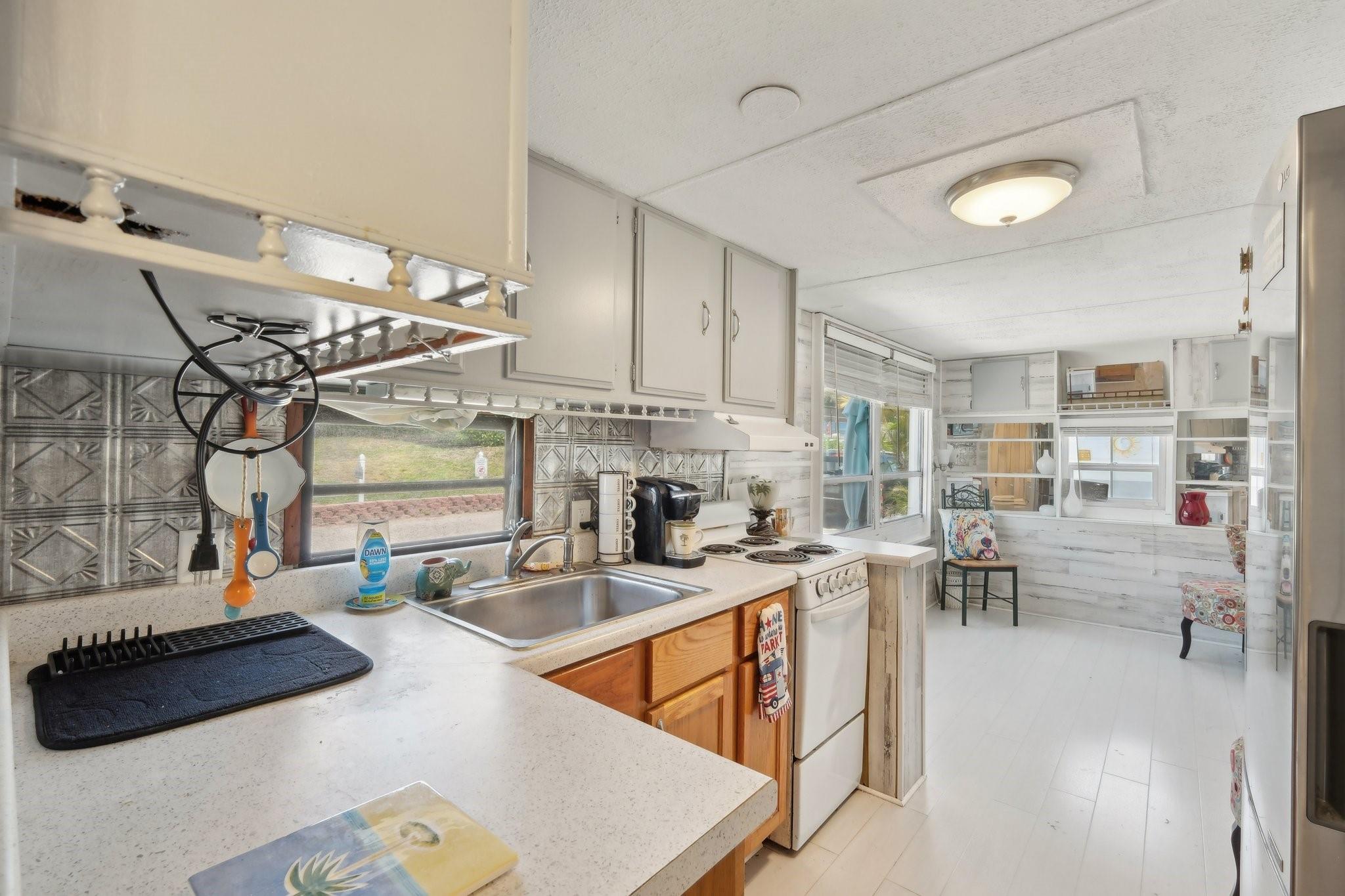 YOGI-BY-THE-SEA - Residential