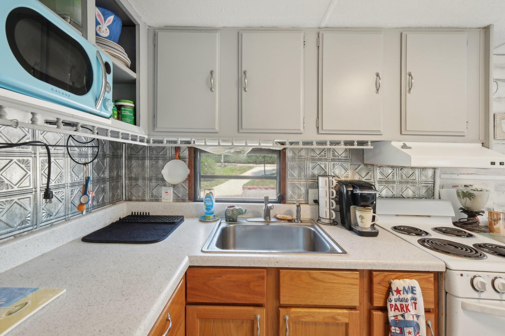 YOGI-BY-THE-SEA - Residential