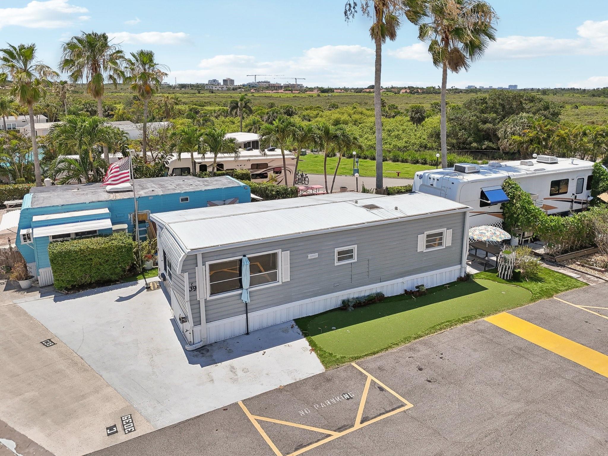 YOGI-BY-THE-SEA - Residential