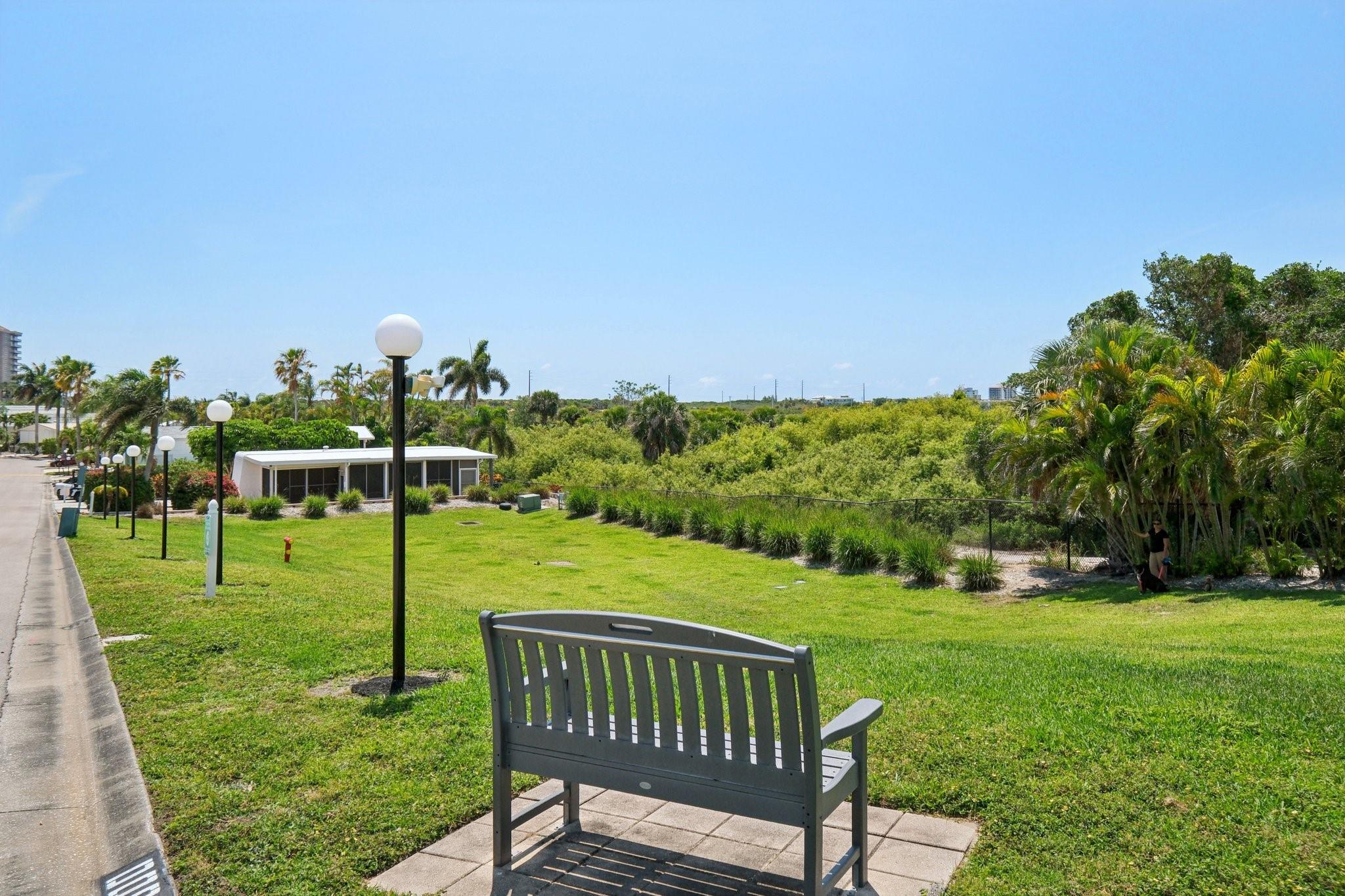 YOGI-BY-THE-SEA - Residential