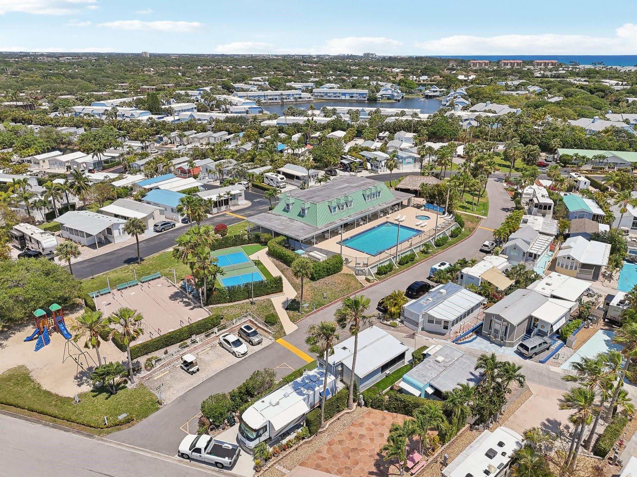 YOGI-BY-THE-SEA - Residential