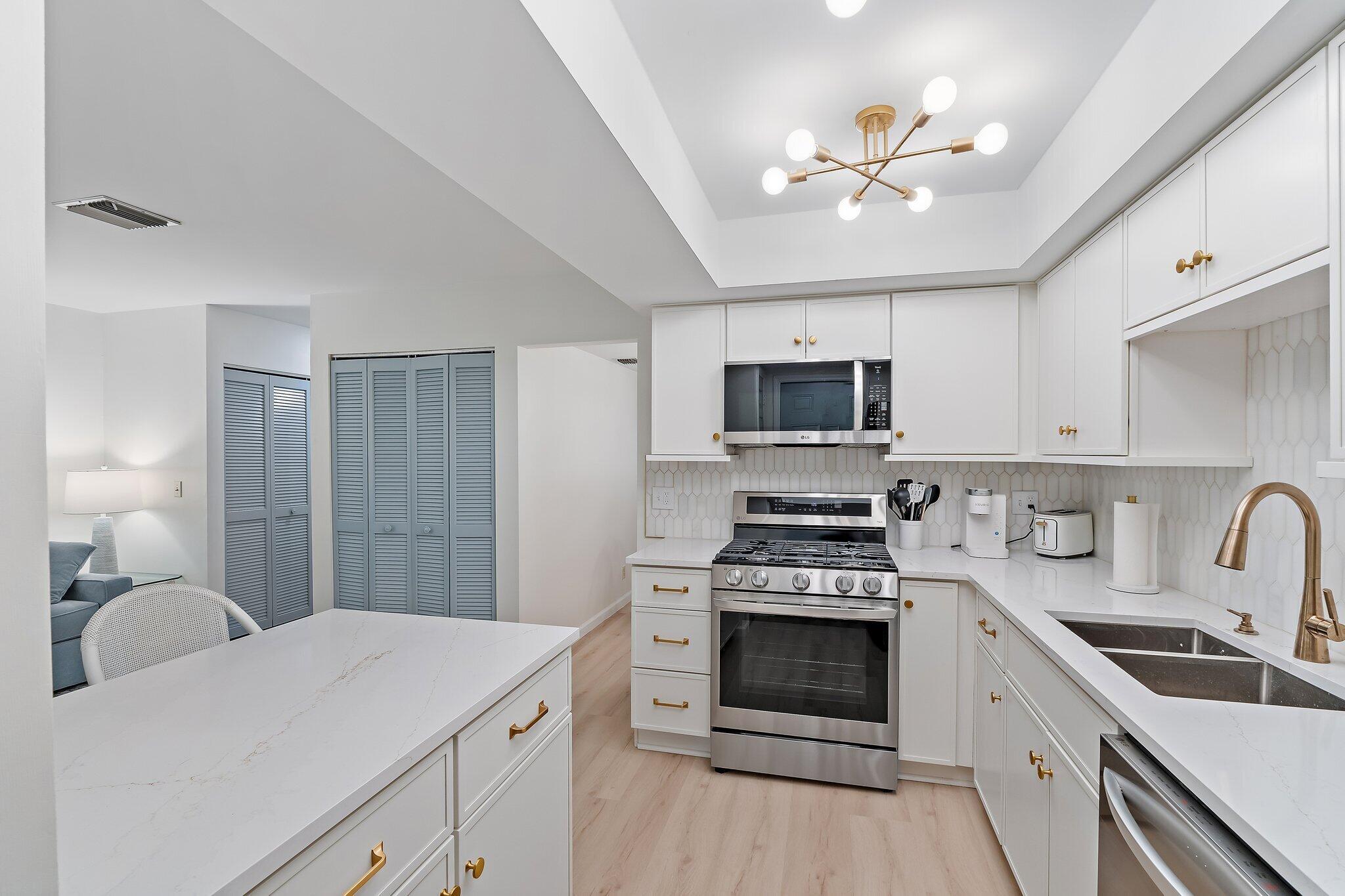 BRIER PATCH - Residential Lease