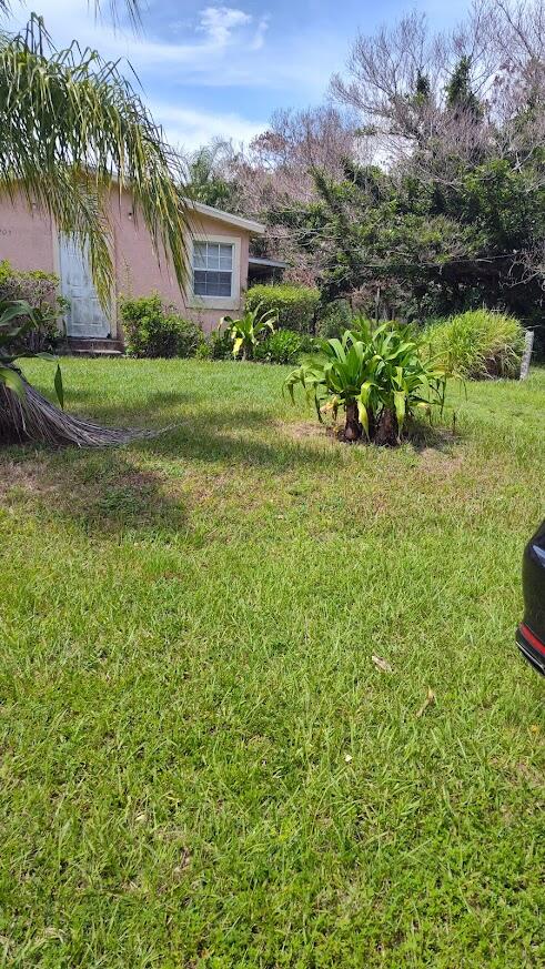 Photo of 1203 AVENUE G, Fort Pierce, FL 34950 (MLS # B26077661)