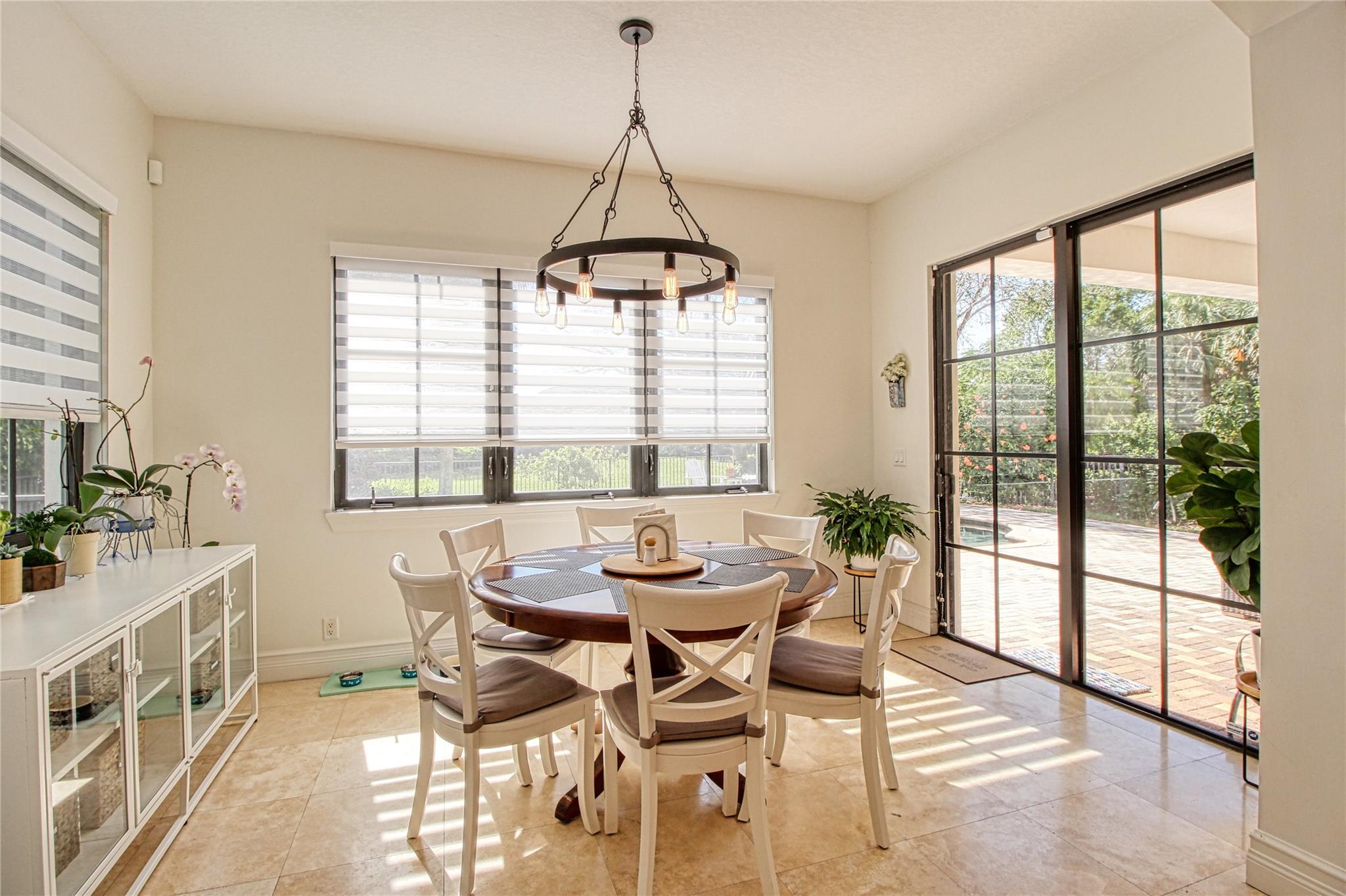 PARKLAND GOLF AND COUNTRY - Residential