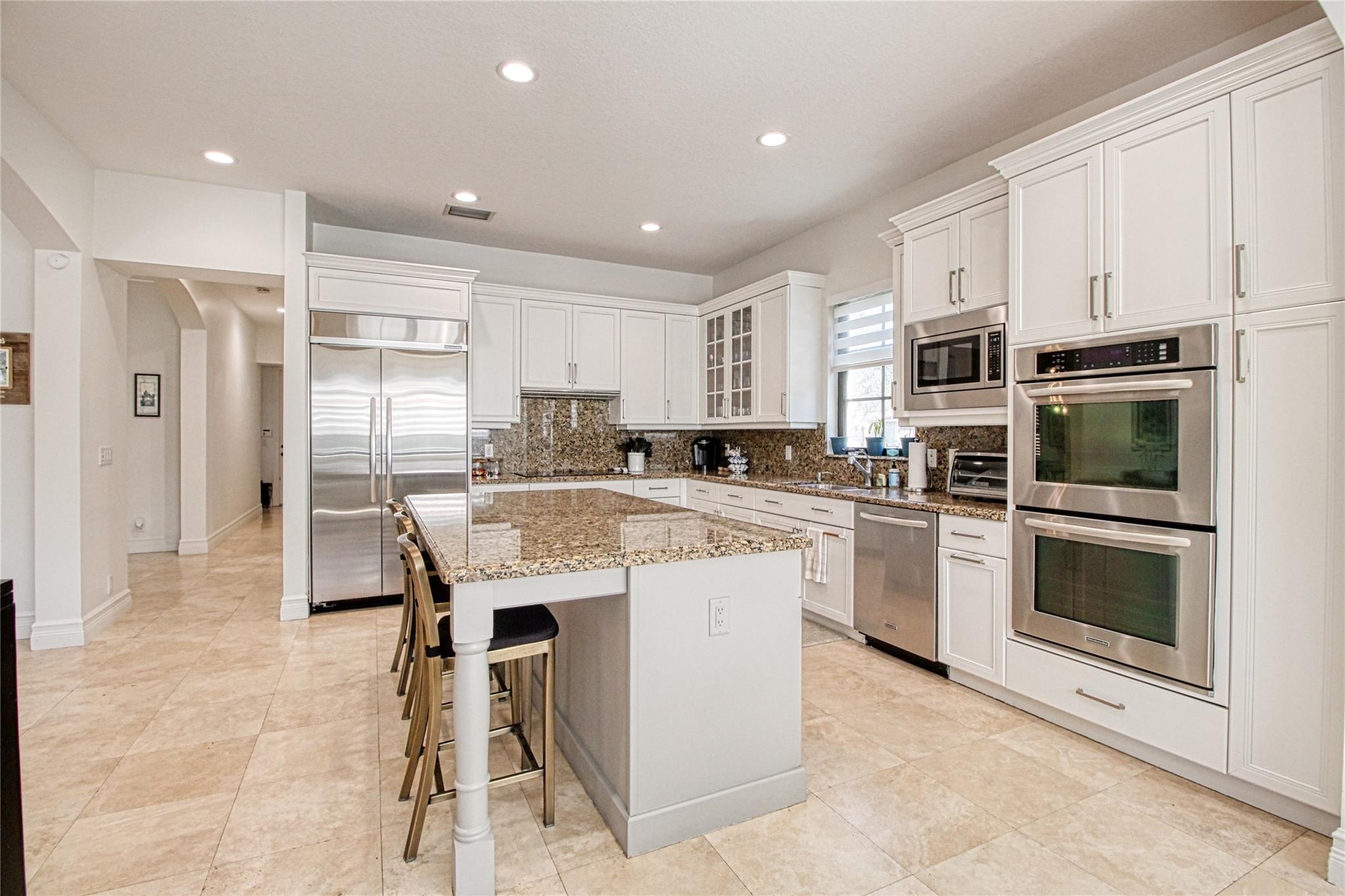 PARKLAND GOLF AND COUNTRY - Residential