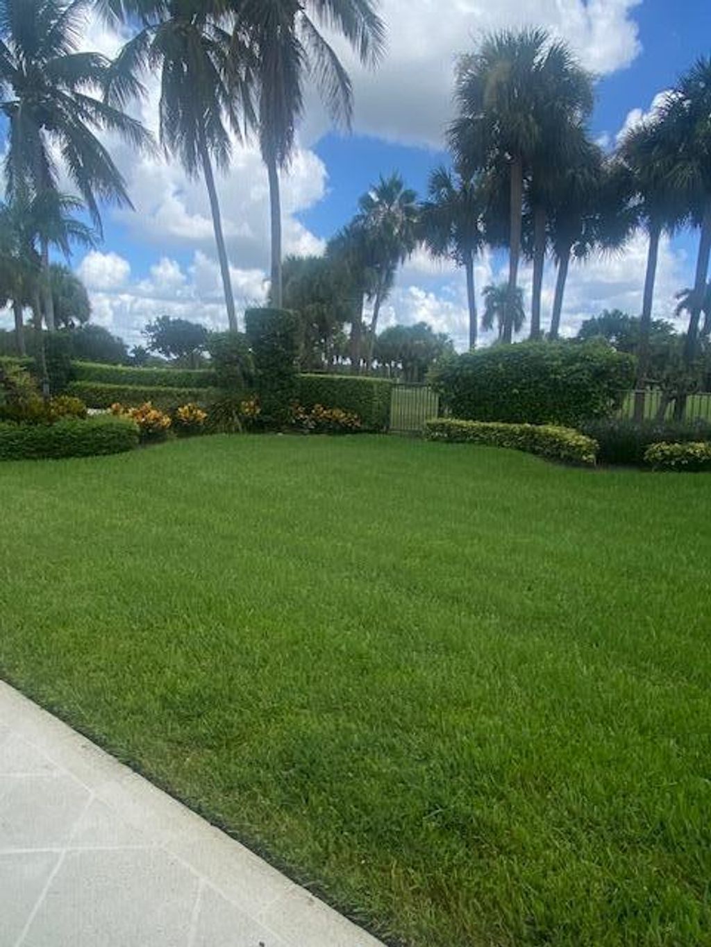 Photo of 3161 Burgundy Drive N, Palm Beach Gardens, FL 33410 (MLS # R11113176)