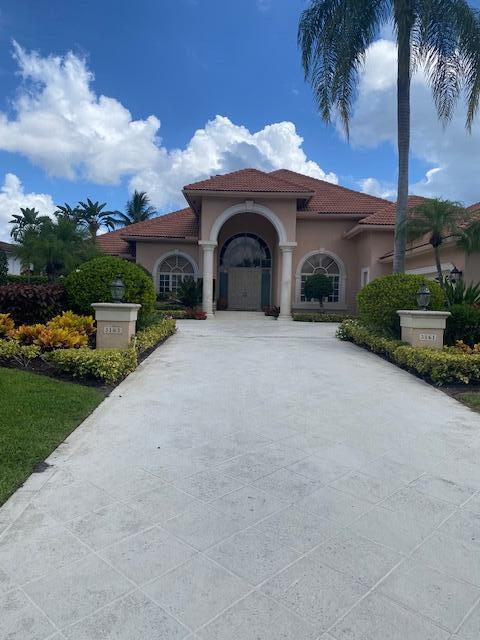 Located on a quiet street. Long golf course views. Close to the new clubhouse.