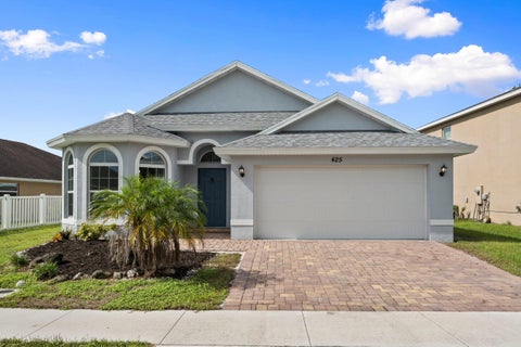 Tiny photo for 425 SEAFOAM Circle, Fort Pierce, FL 34945 (MLS # B26090317)