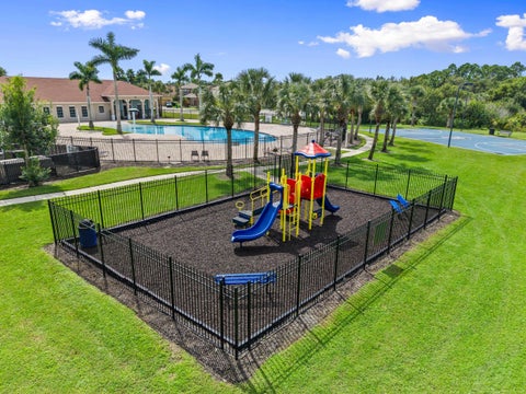 Tiny photo for 425 SEAFOAM Circle, Fort Pierce, FL 34945 (MLS # B26090317)