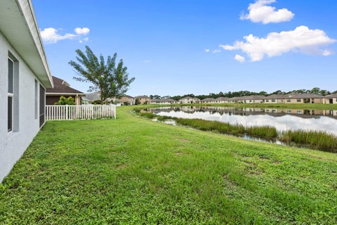 Tiny photo for 425 SEAFOAM Circle, Fort Pierce, FL 34945 (MLS # B26090317)
