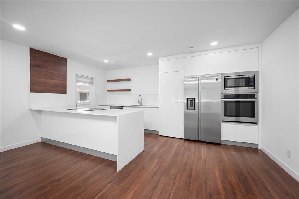 Photo of 2100 NE 39th Street #408, Fort Lauderdale, FL 33308 (MLS # F10463835)