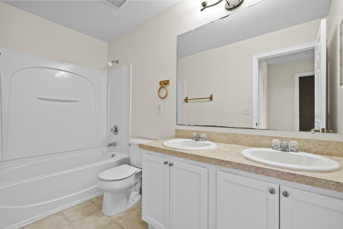 PORT ST LUCIE SEC 33 - Residential